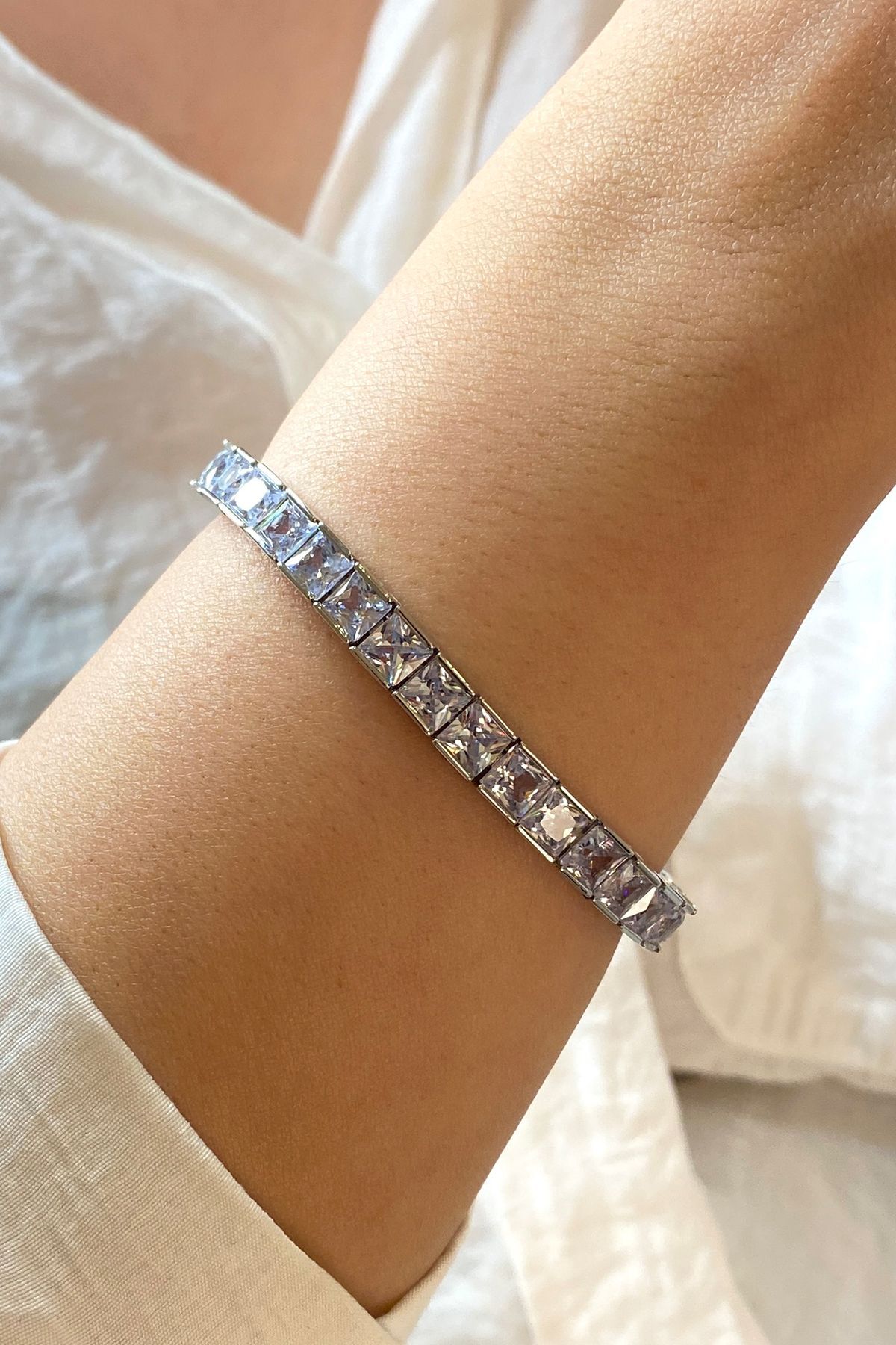 Kadın Bileklik Zirkon Taşlı Gümüş Suyolu Bileklik Özel Seri Sınırlı Üretim