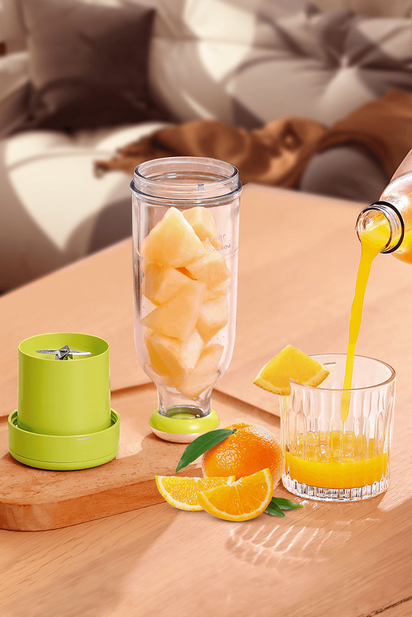 Smoothie Blender Taşınabilir Şarjlı Kişisel Mini Meyve Karıştırıcı 300 ml - Beyaz