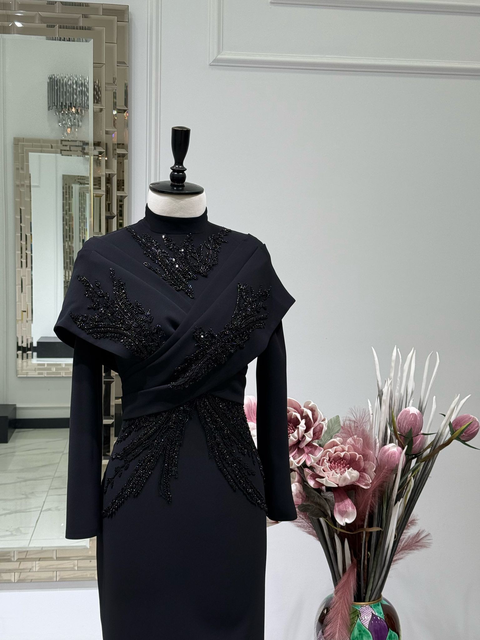 MK307 - Black