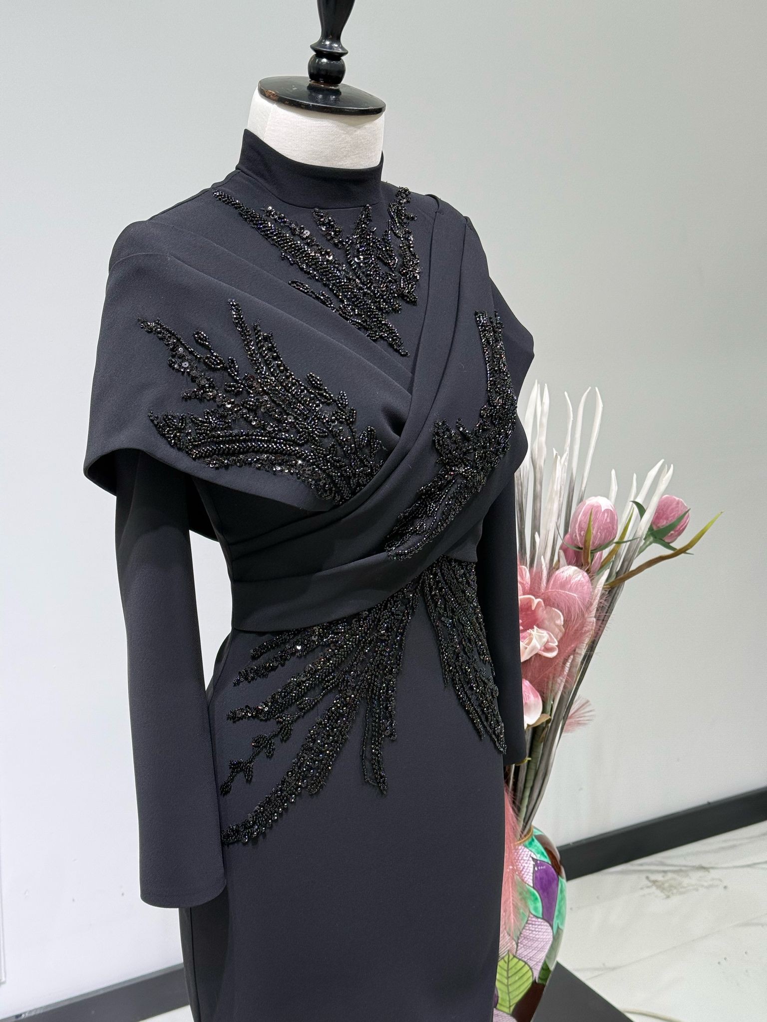 MK307 - Black