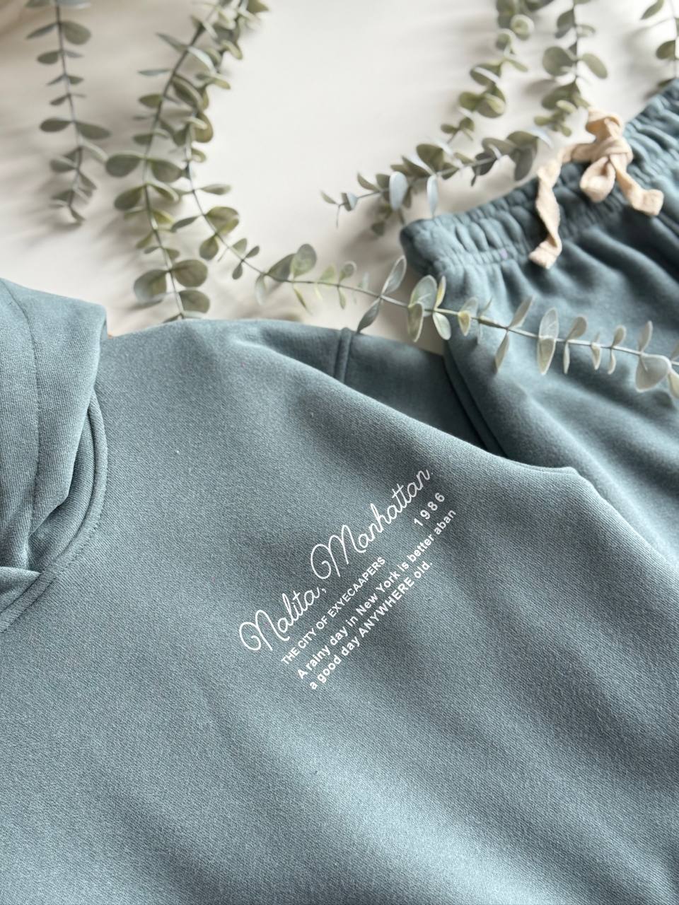 Kapüşonlu Koyu Yeşil Sweatshirt ve Geniş Paça Eşofman Takım %100 Pamuk 5-14 Yaş