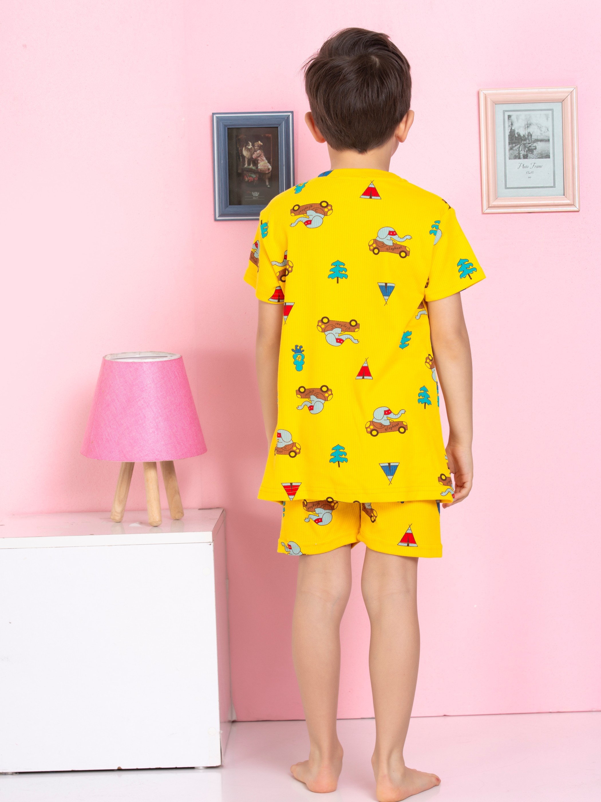 MinyKids Fil Desenli Fitilli Kumaş Sarı Şortlu Pijama Takımı