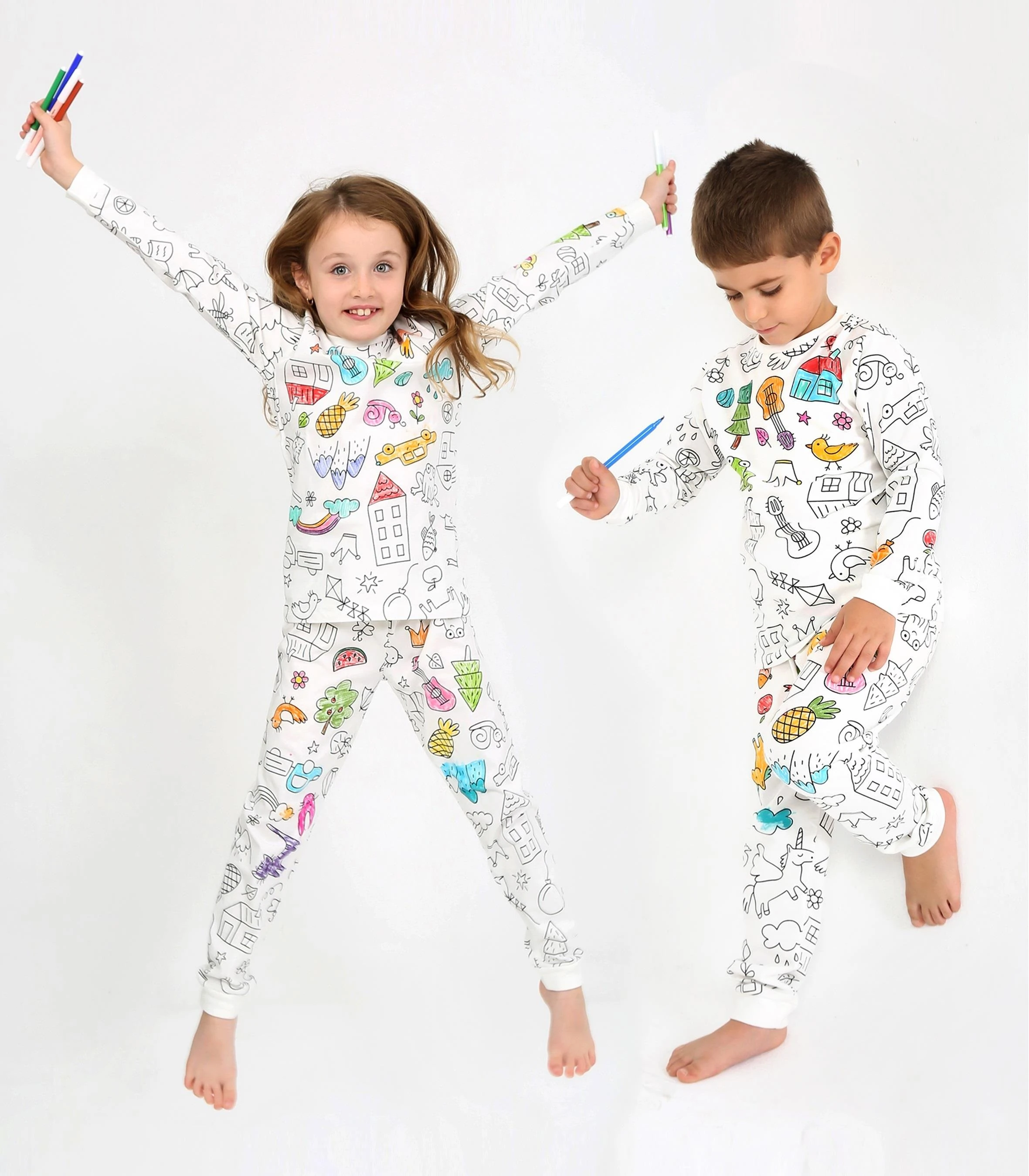 MinyKids Uzun Kollu Özel Kalem Hediye BOYANABİLİR Unisex Çocuk Pijama Takımı (Yıkama Sonrası Leke Bırakmaz)