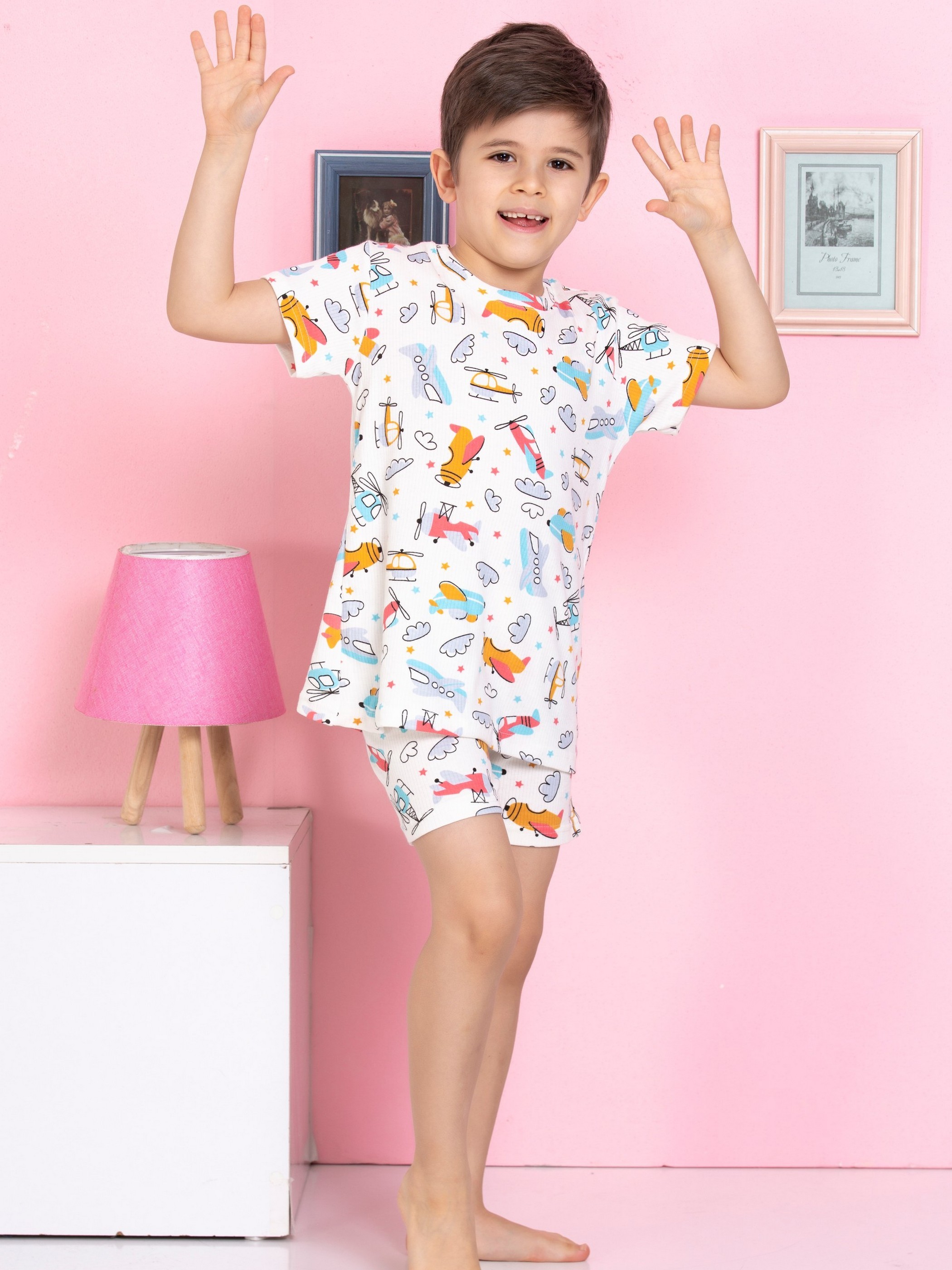 MinyKids Helikopter Desenli Fitilli Kumaş Beyaz Şortlu Pijama Takımı
