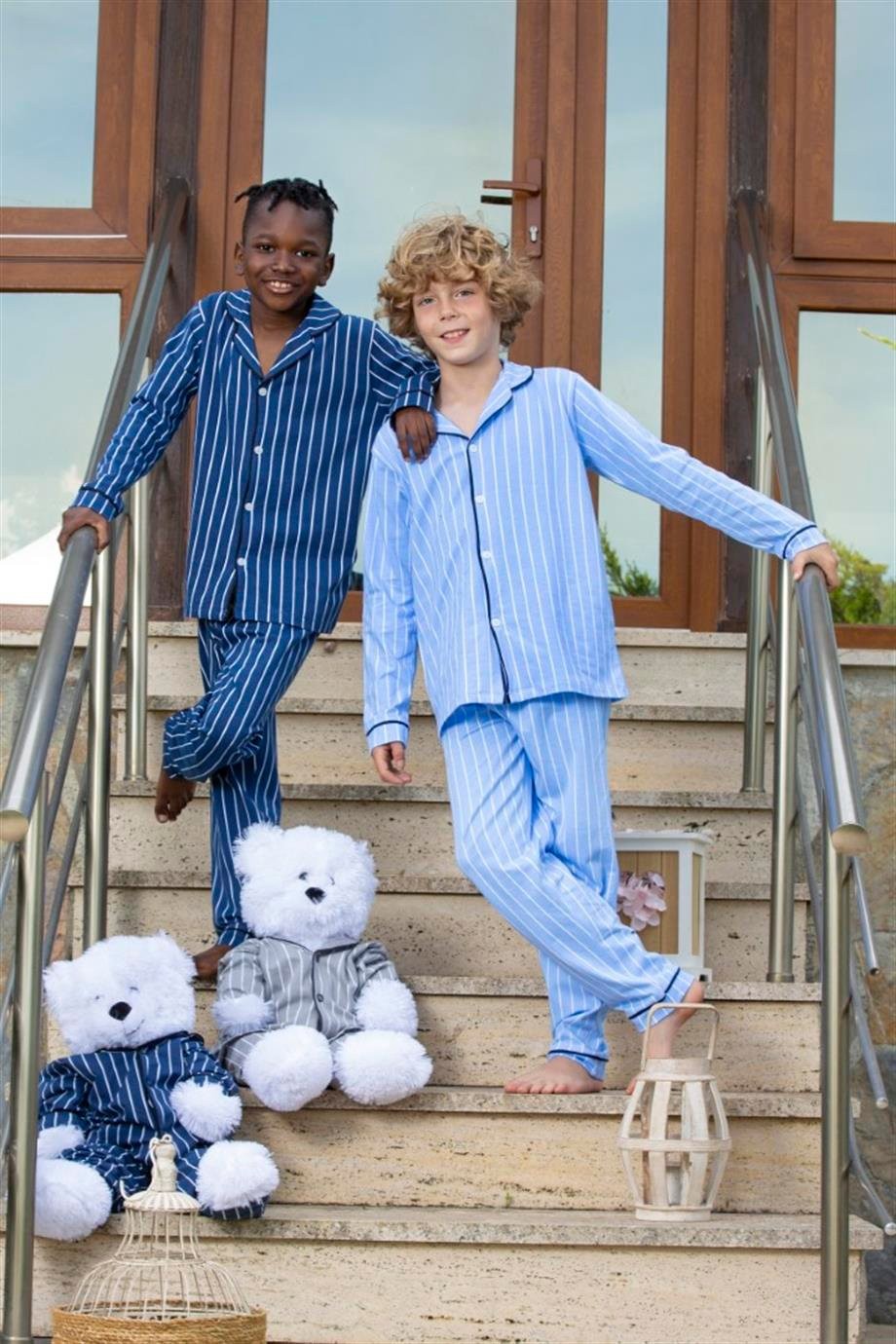 MinyKids Çizgili Mavi Beyaz Düğmeli Erkek Çocuk Pijama Takım