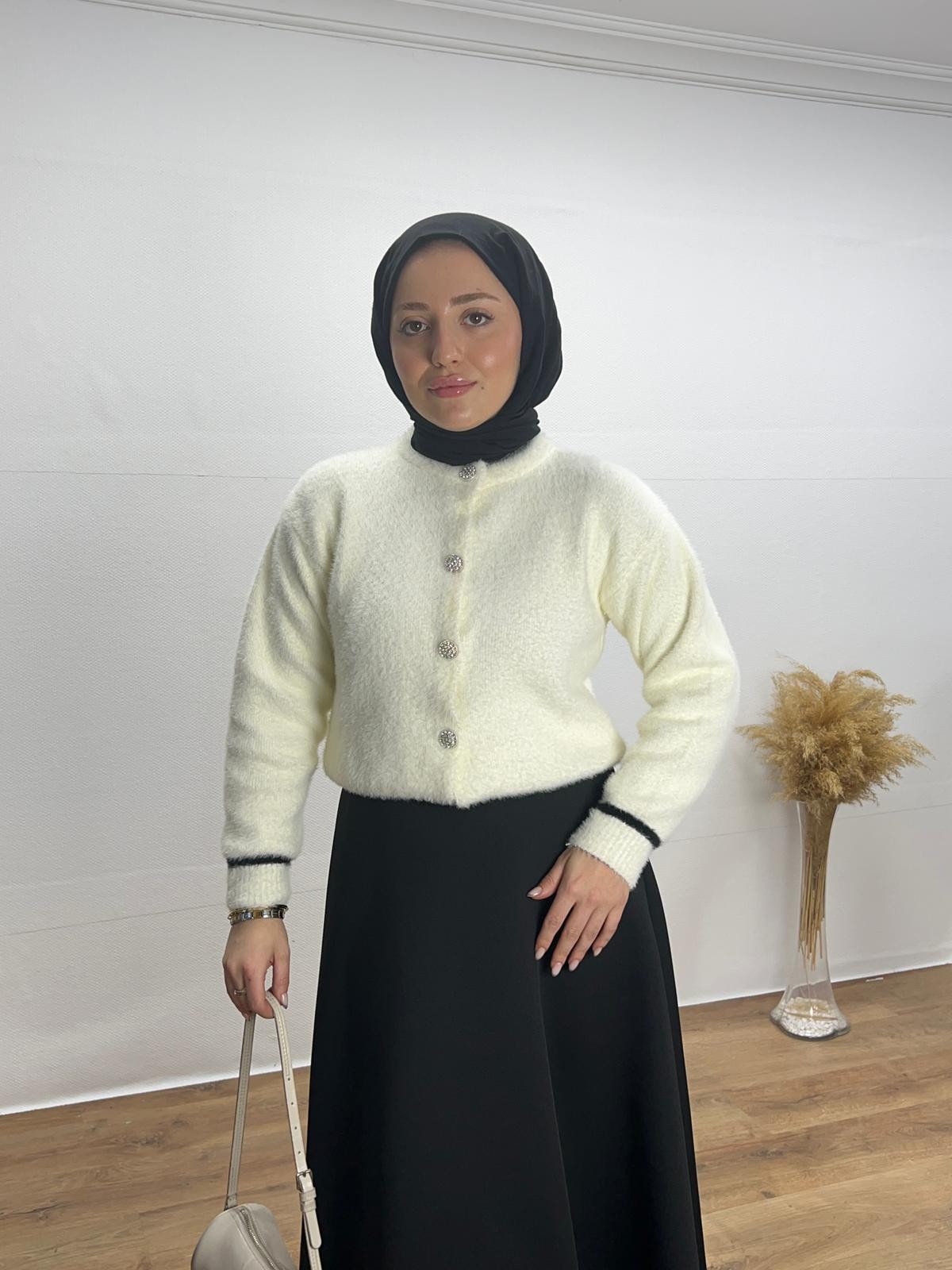 ANGORA HIRKA / BEYAZ