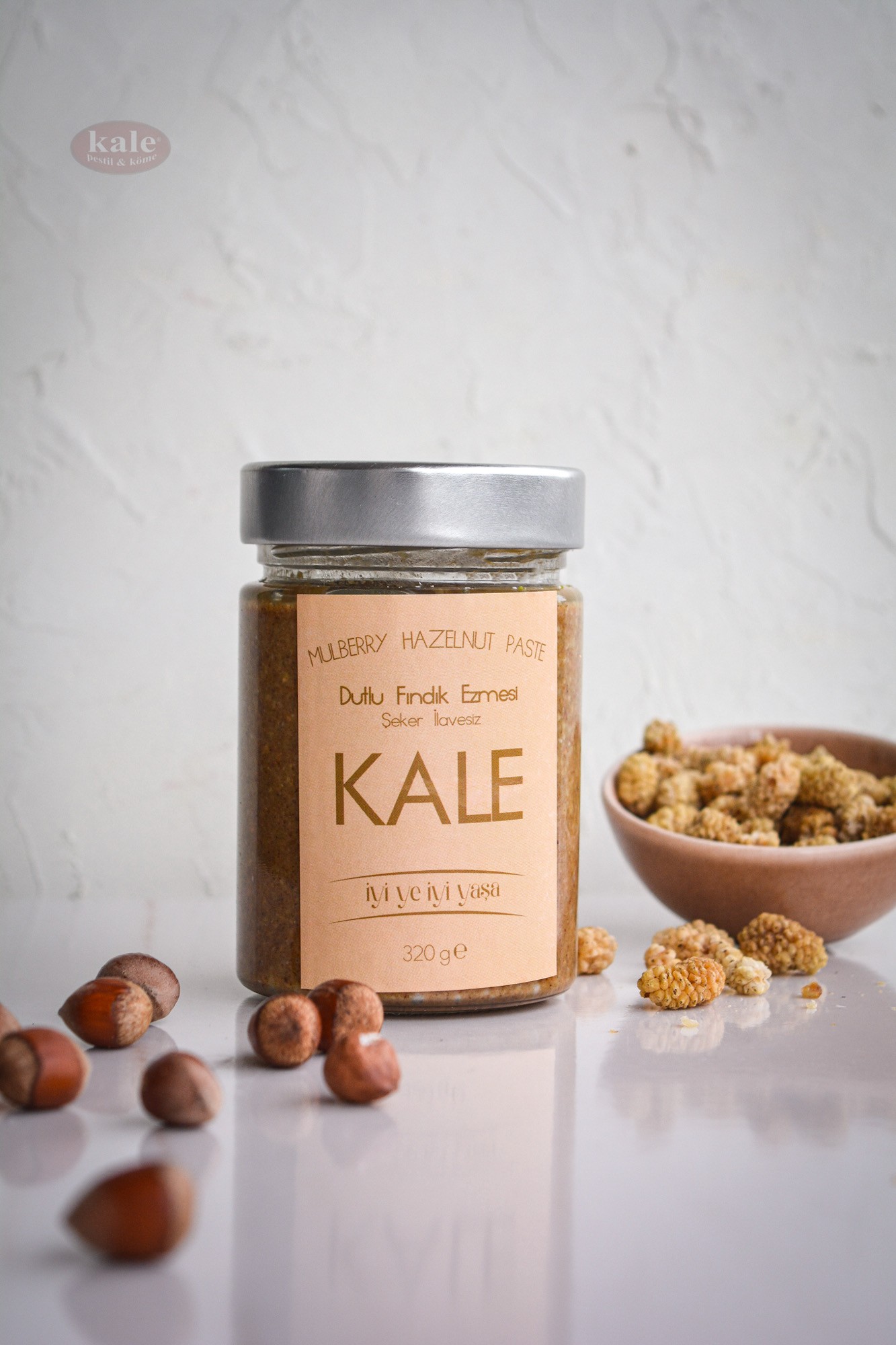 Refined Sugar Free Hazelnut Paste with Dried Mulberry