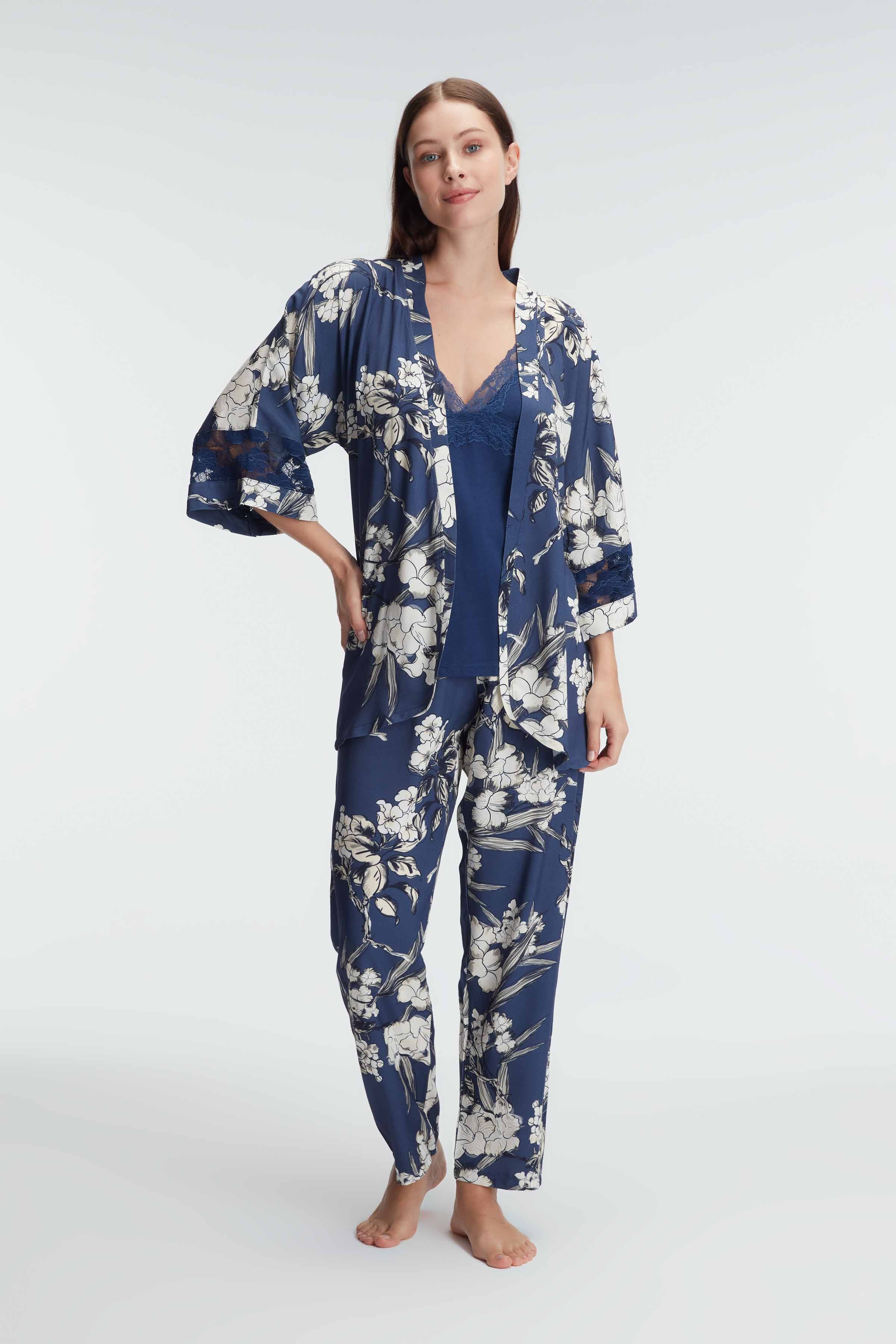 Ensemble pyjama 3 piéces avec dessins, col en V