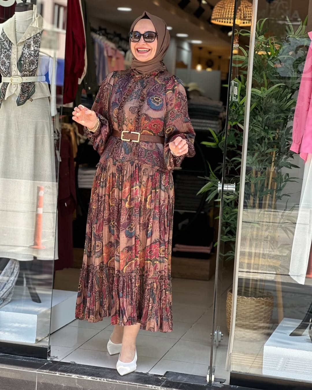 ROBE PREMIUM FLEURI AVEC CEINTURE