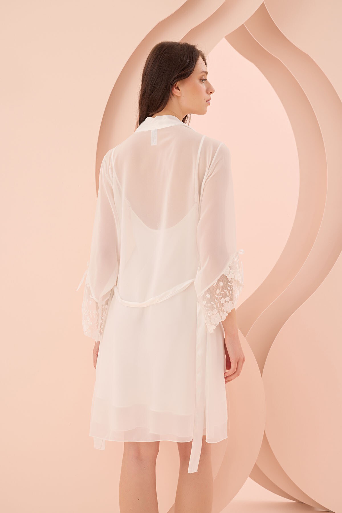 ENSEMBLE DE CHEMISE DE NUIT EN SATIN