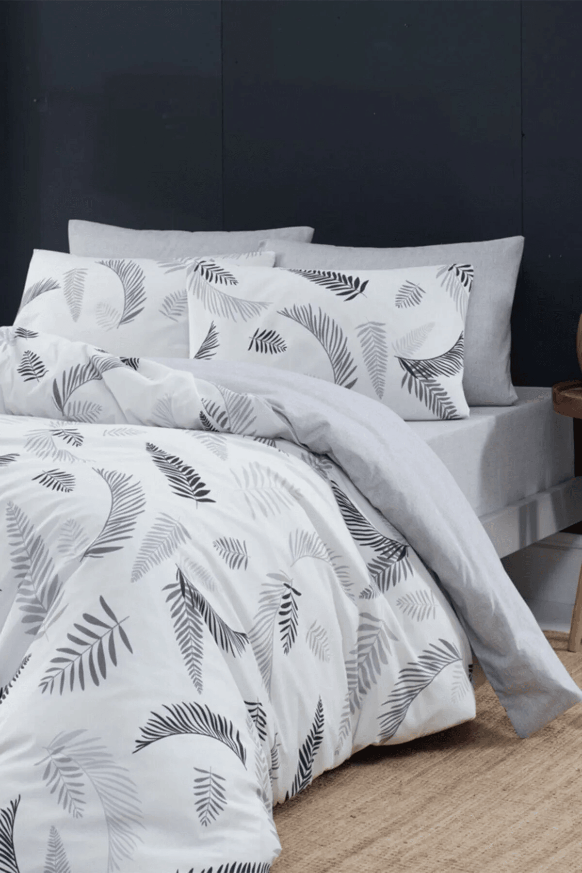 Parure de Lit Double Polycoton SERENITE GRISE   Housse - Drap - 4 Taies d'oreiller image