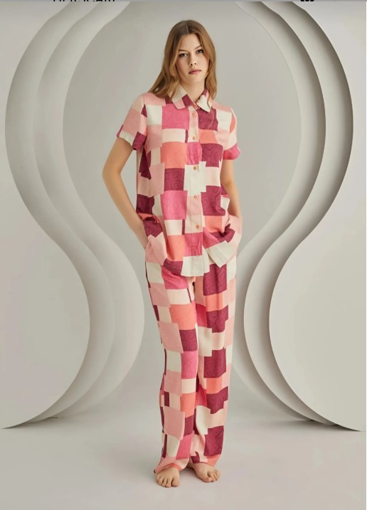 Ensemble Pyjama 2 Pièces Rose Bordeaux à Motif Carré image
