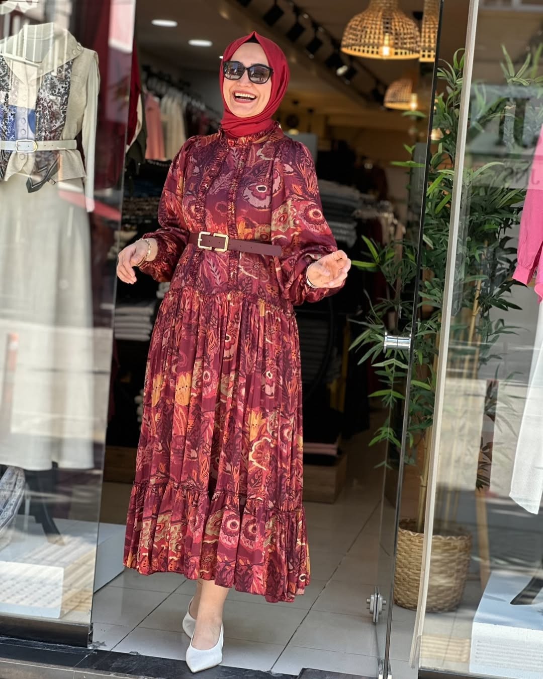 ROBE PREMIUM FLEURI AVEC CEINTURE