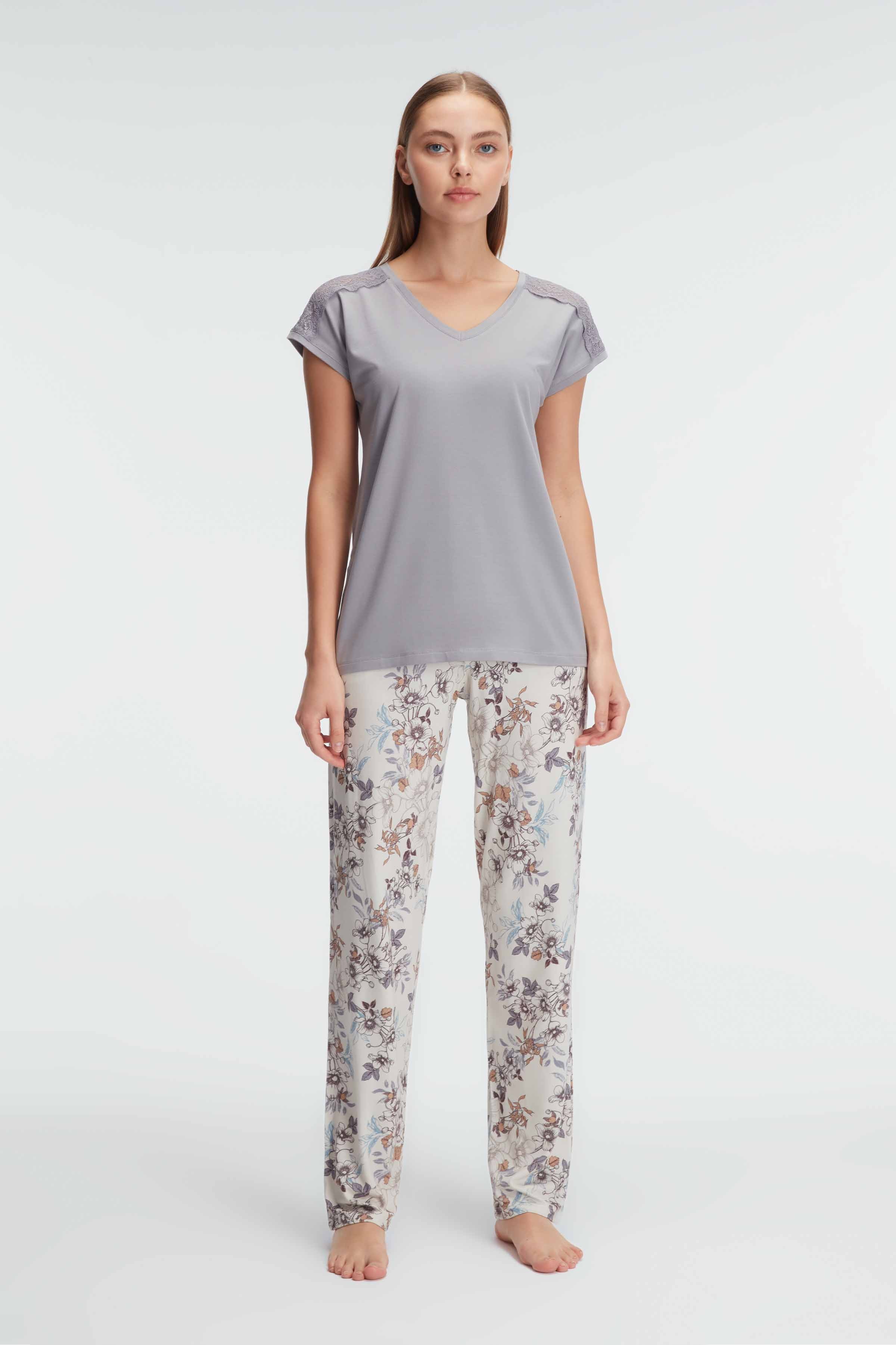 Ensemble Pyjama  à Manches Courtes, Bambou avec Motifs Floraux main variant image