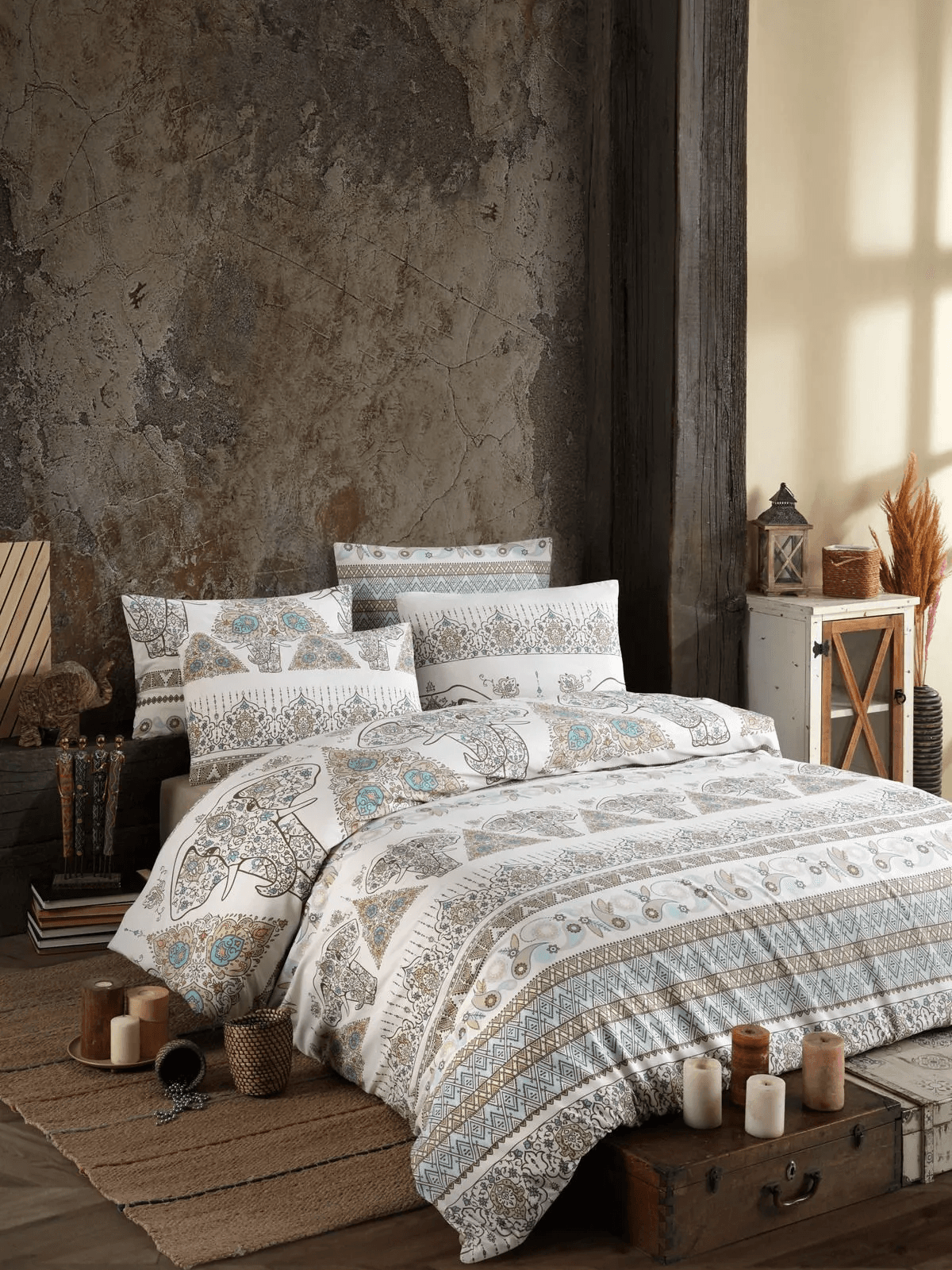 Parure de Lit Double Polycoton BOURGOGNE Housse - Drap - 4 Taies d'oreiller image