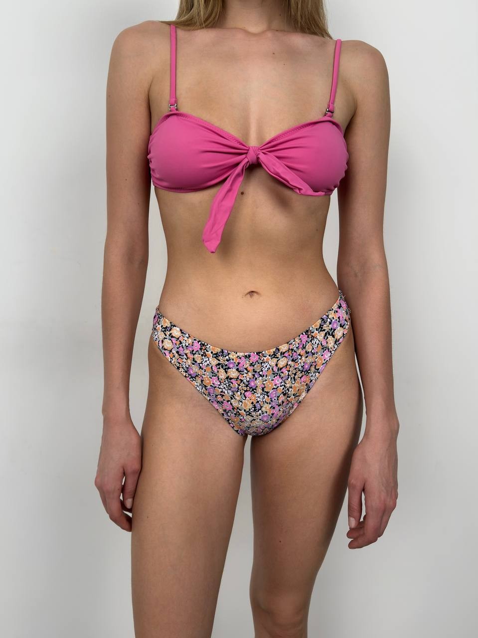 Fiyonk Detaylı Çiçekli Bikini Takım - Pembe