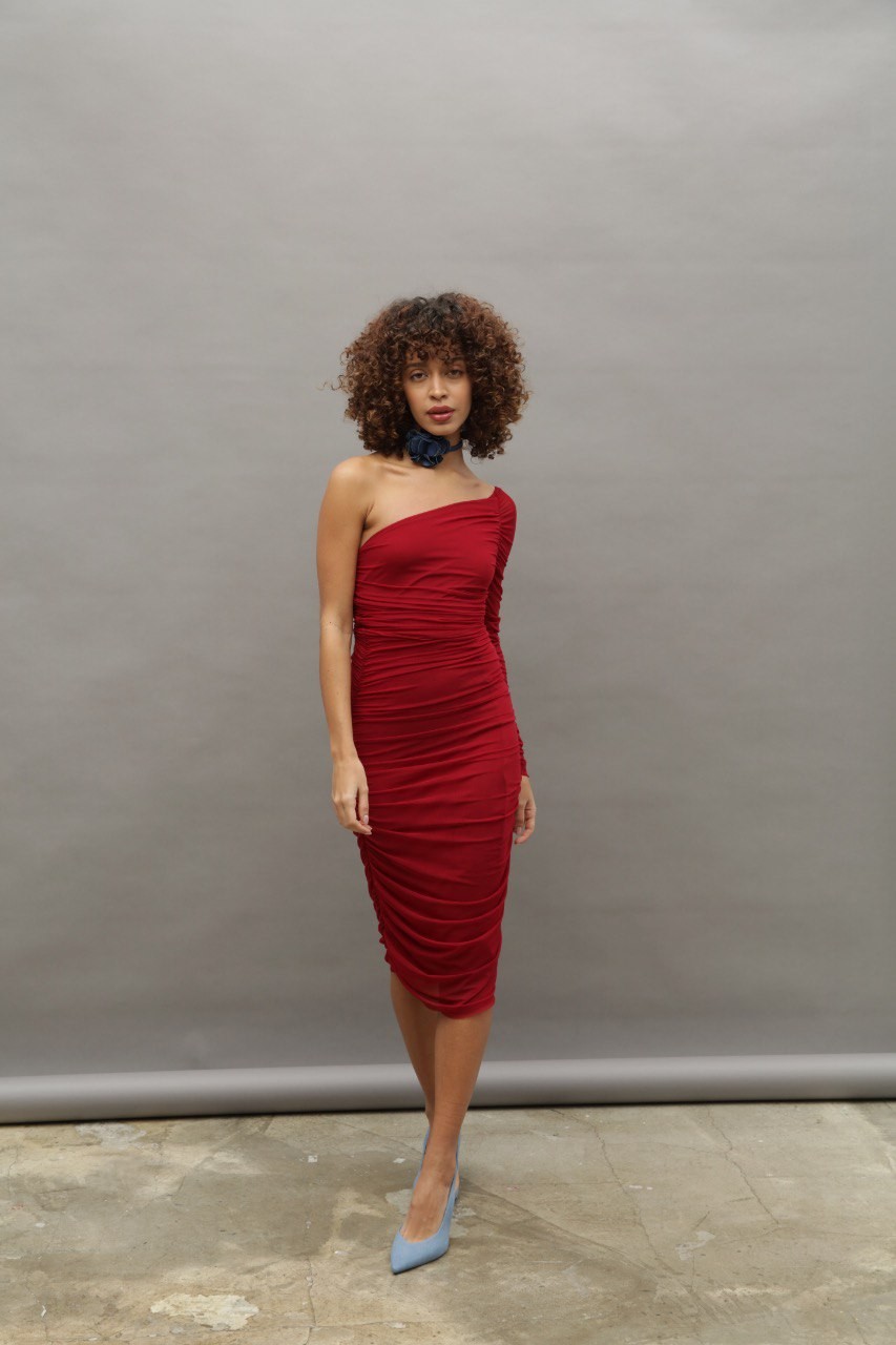 Zara Model Tek Omuz Tül Elbise