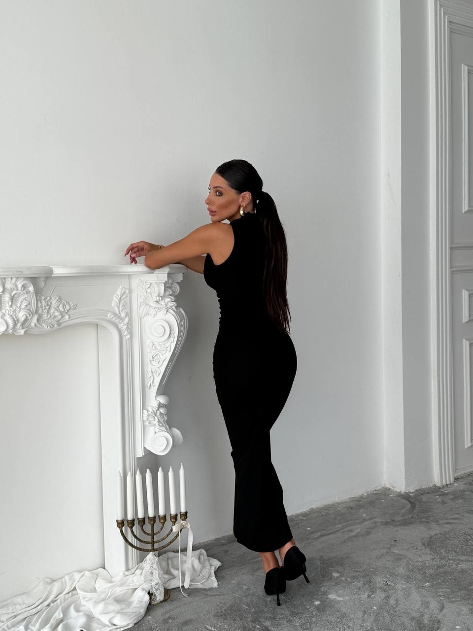 Kolsuz Sabrina Yaka Maxi Elbise - Siyah