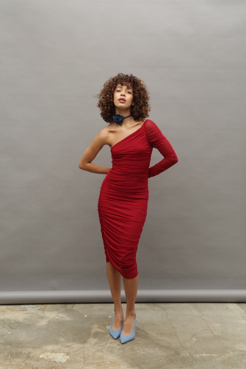 Zara Model Tek Omuz Tül Elbise