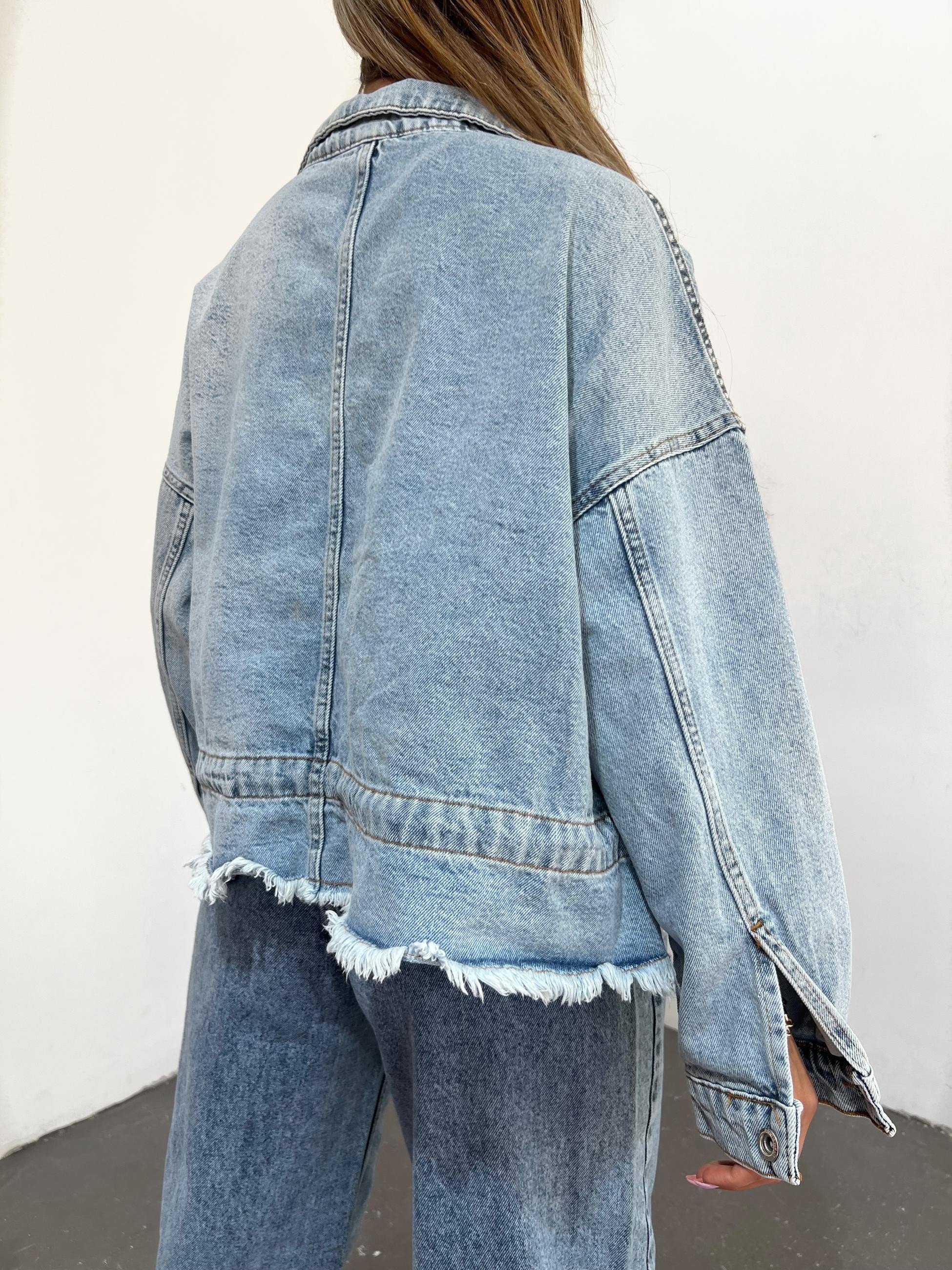 Geniş Cepli Oversize Püsküllü Denim Ceket