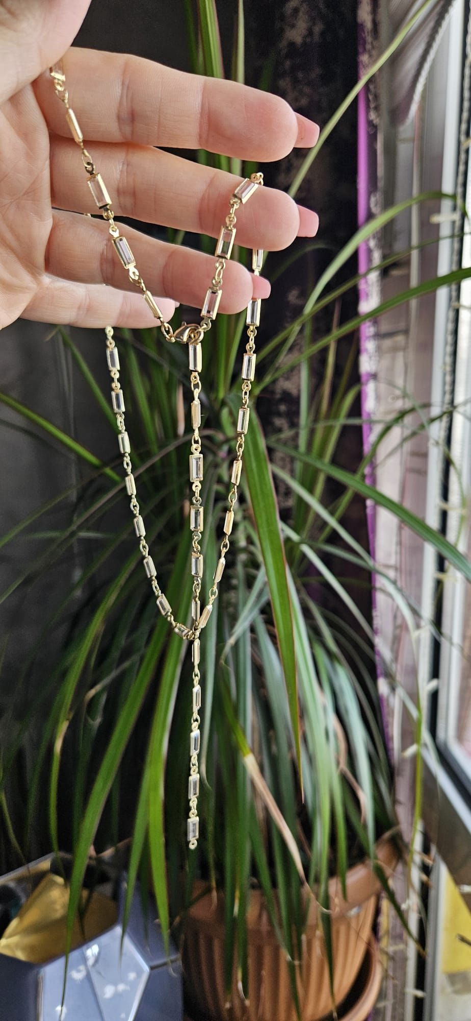 SLOWSHE – 14 K GOLD KAPLAMA ŞEFFAF TAŞLI KOLYE (Zincir Uzunluğu: 45 cm)