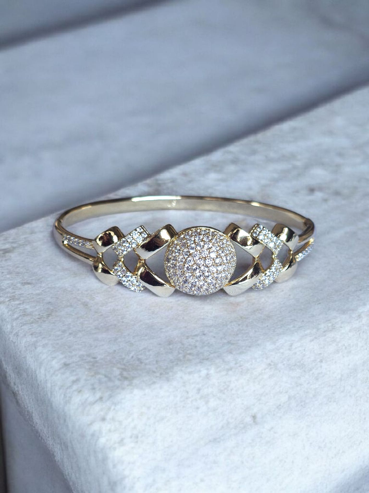 14K GOLD TEK TOP KELEPÇE