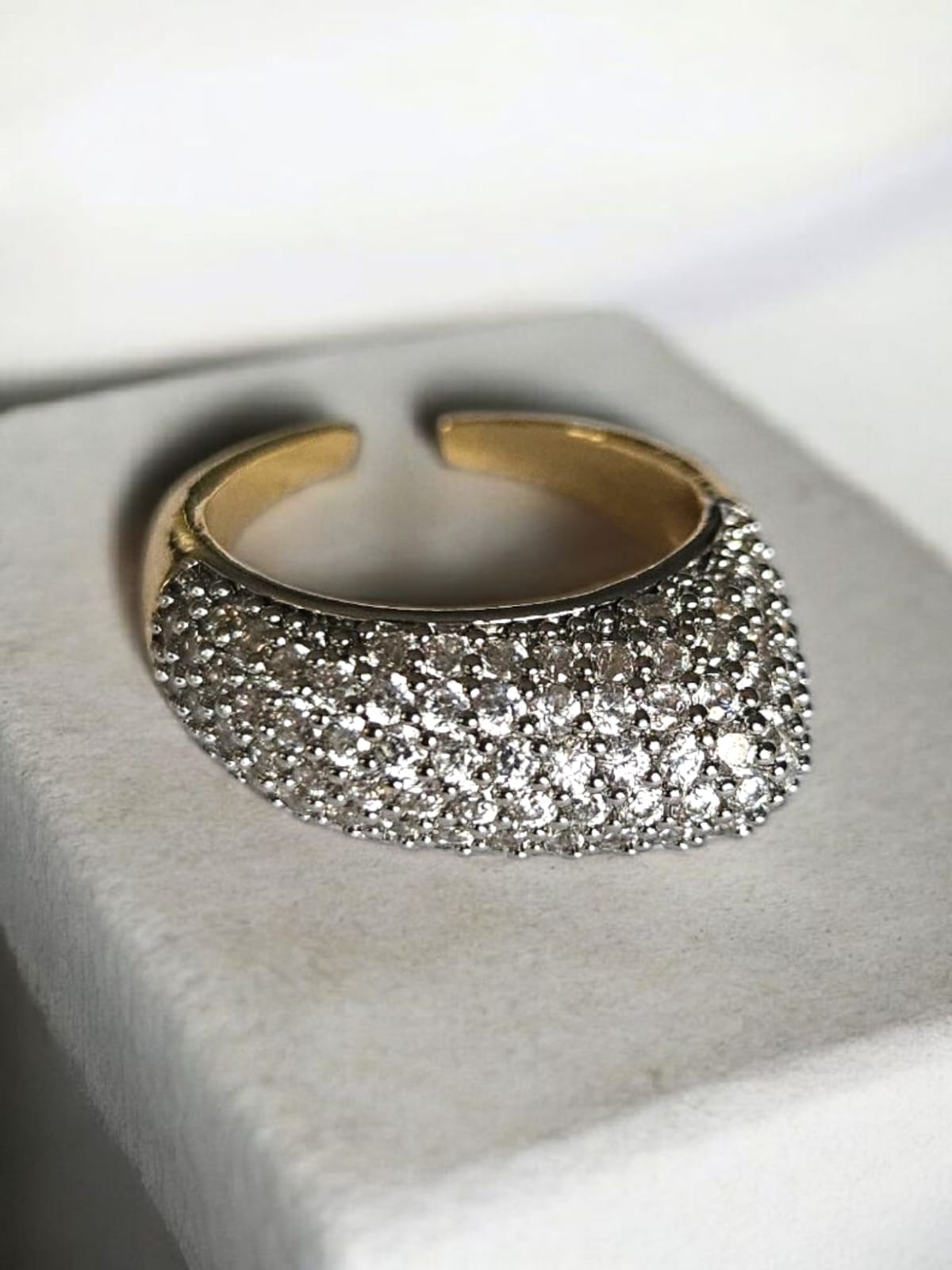 Slowshe-14K Altın Kaplama Zirkon Taşlı Asimetrik Yüzük