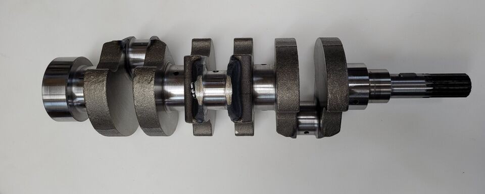  Genuine  Kubota D902 Engine Crankshaft Part  1G962-23012