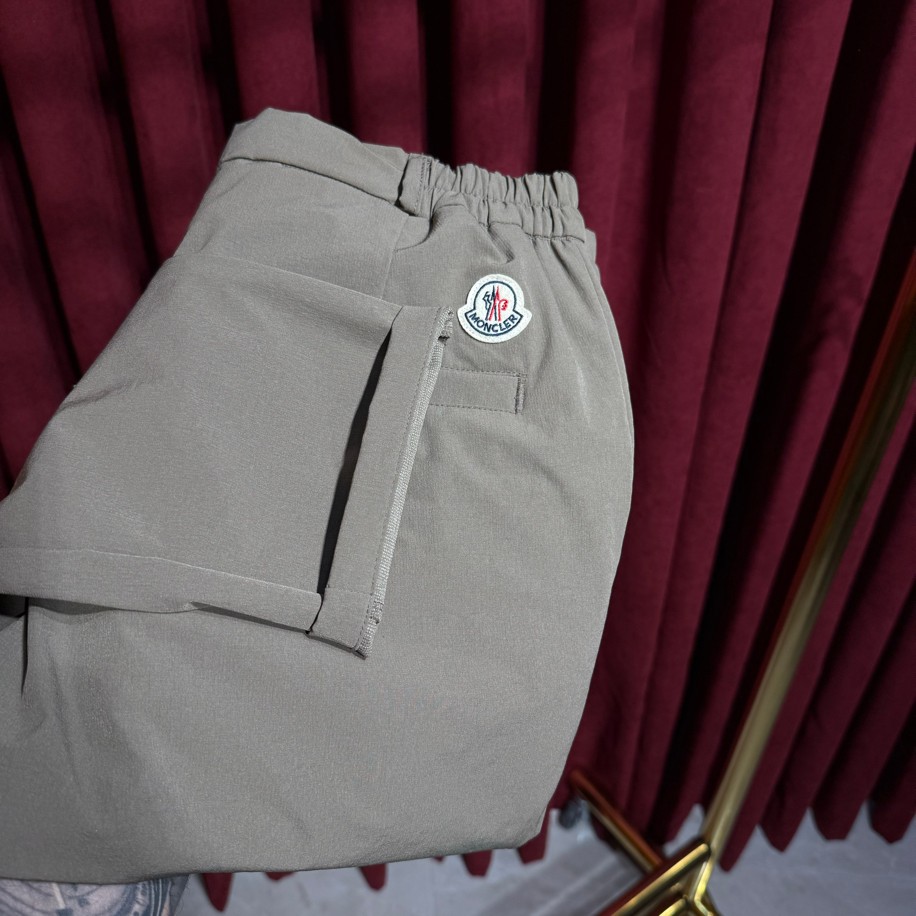 MONCLER SPORLİKRA KUMAŞ JOGGER YOSUN GRİSİ RENK