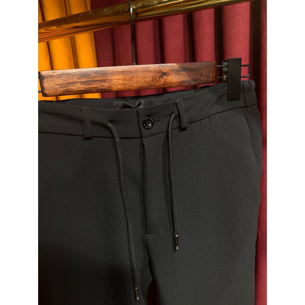 PRADA JOGGER SİYAH RENK