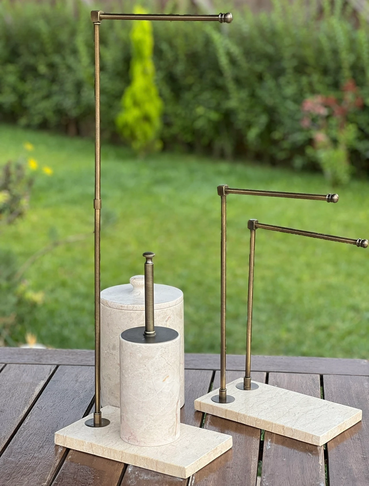 4'lu Set ( çöp kovası ,wc fırçalık ,t kagıtlık , 2li havluluk)