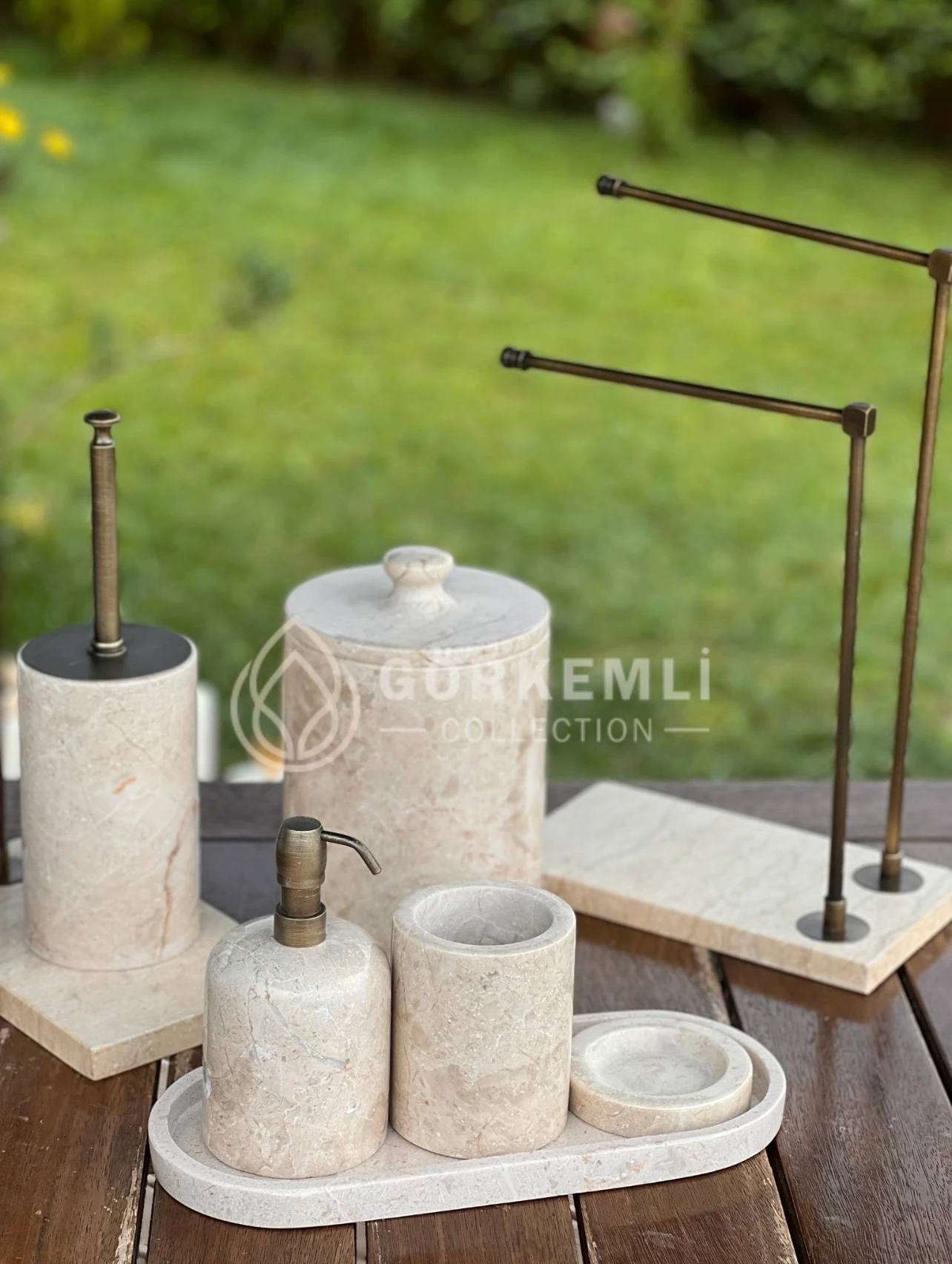 8'li Banyo Set Bej Eskitme Oval Tepsi