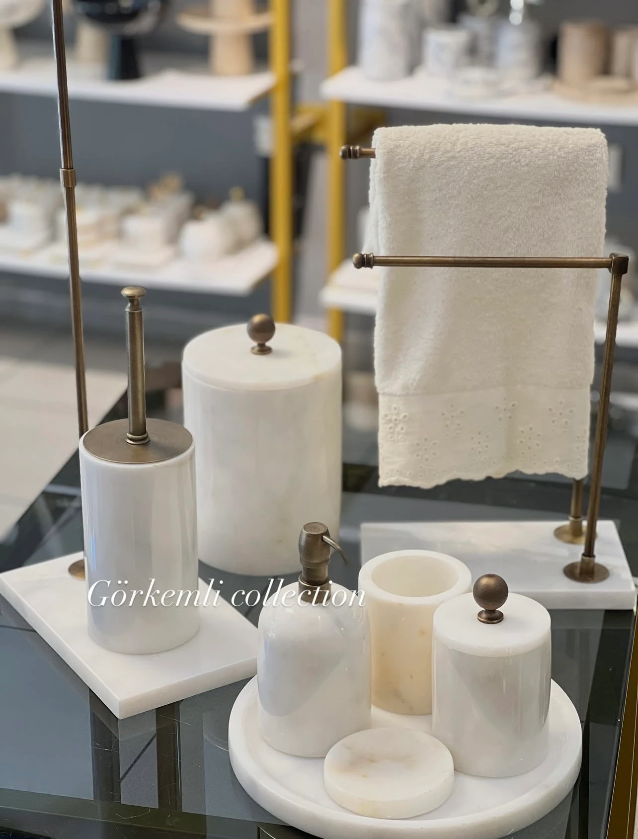 9 Parça Beyaz Pirinç Banyo Set