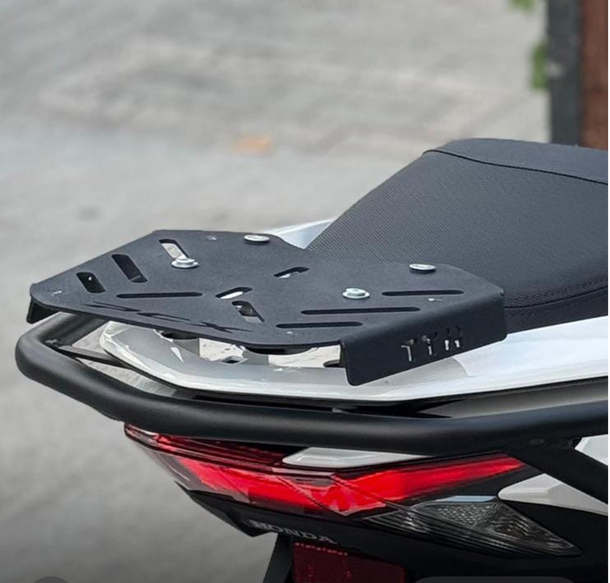 Honda Pcx 125 Arka Çanta Demiri (2011-2025 Uyumlu)