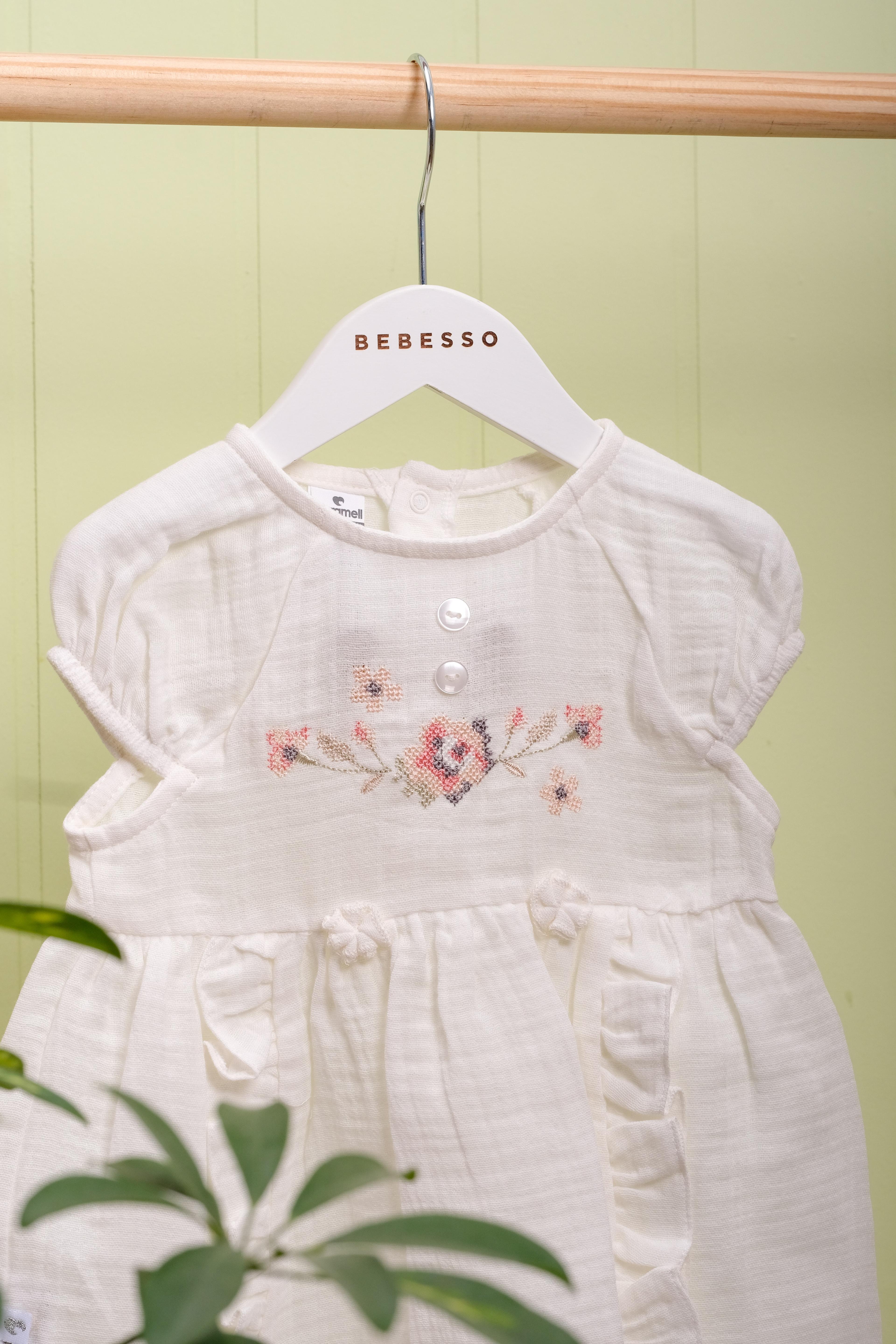 Nakış Detaylı Müslin Kız Bebek Elbisesi