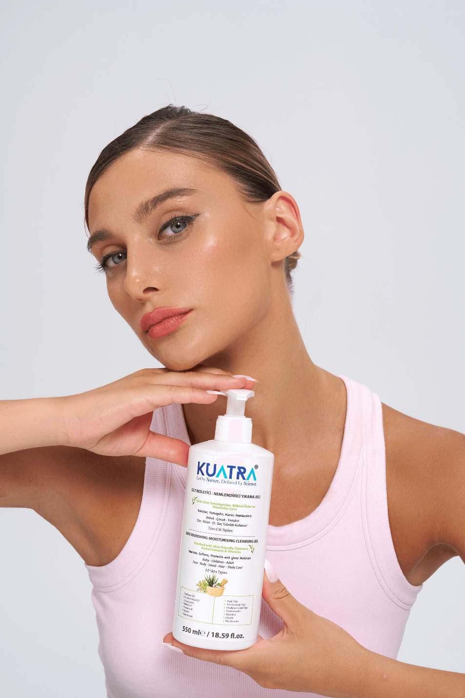 Kuatra Nemlendirici Besleyici Temizlik Jeli 550ml (kokusuz)