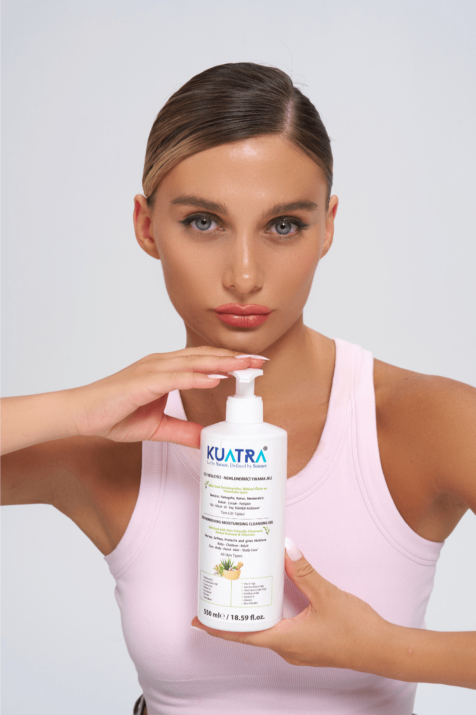 Kuatra Nemlendirici Besleyici Temizlik Jeli 550ml (kokusuz)