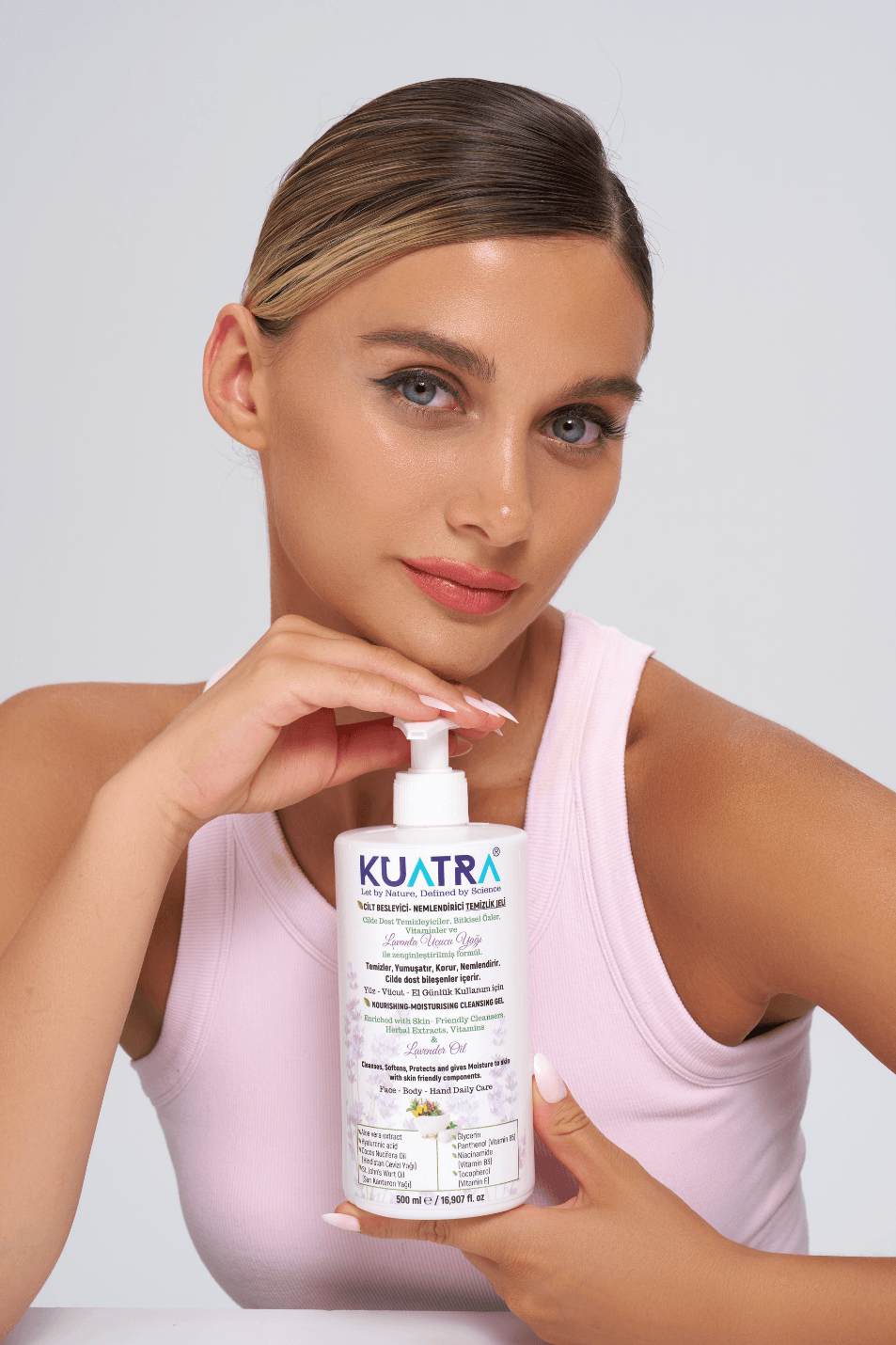 Kuatra Moisturizing Nourishing Cleansing Gel (containing Medicinal Lavender (Lavandula Angustifolia) essential oil) 500ml