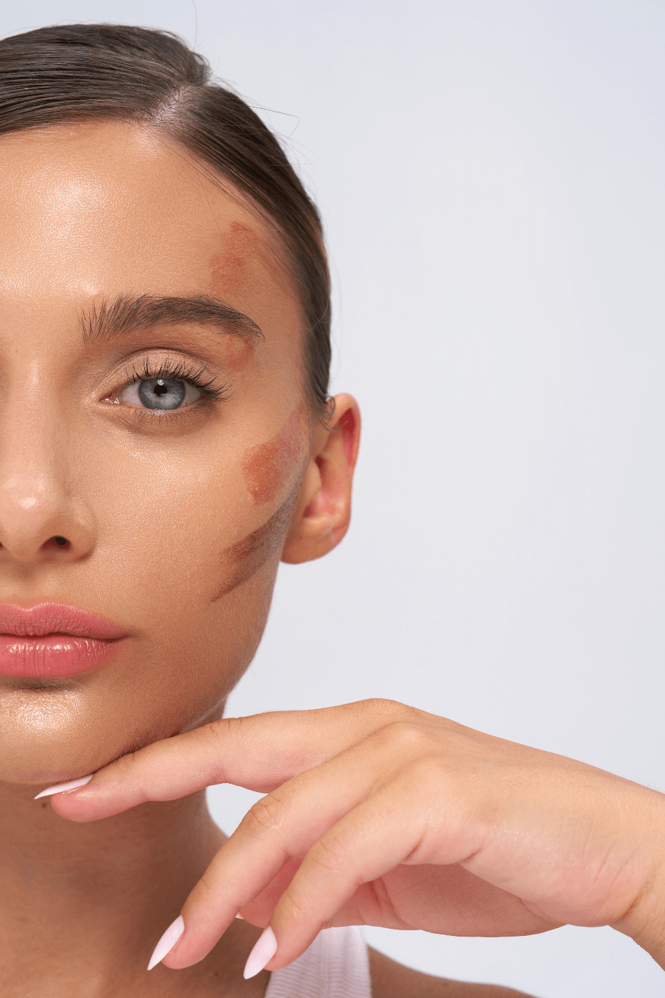 Kuatra Amber Crystal – Doğal Bakır Işıltı Highlighter Stick | Nemlendirici & Antioksidan | Plastiksiz Ambalaj