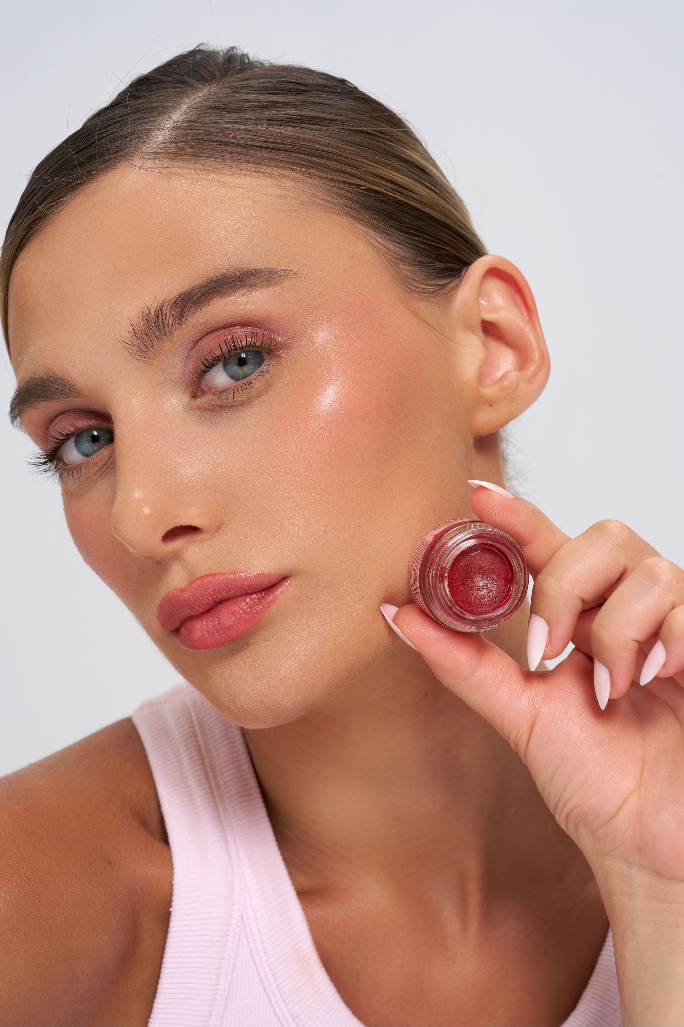Kuatra Calendula Glow Doğal İçerikli Nemlendirici - Antioksidan Işıltı Veren Balm (Highlighter-Göz Farı-Allık-Ruj) 7ml
