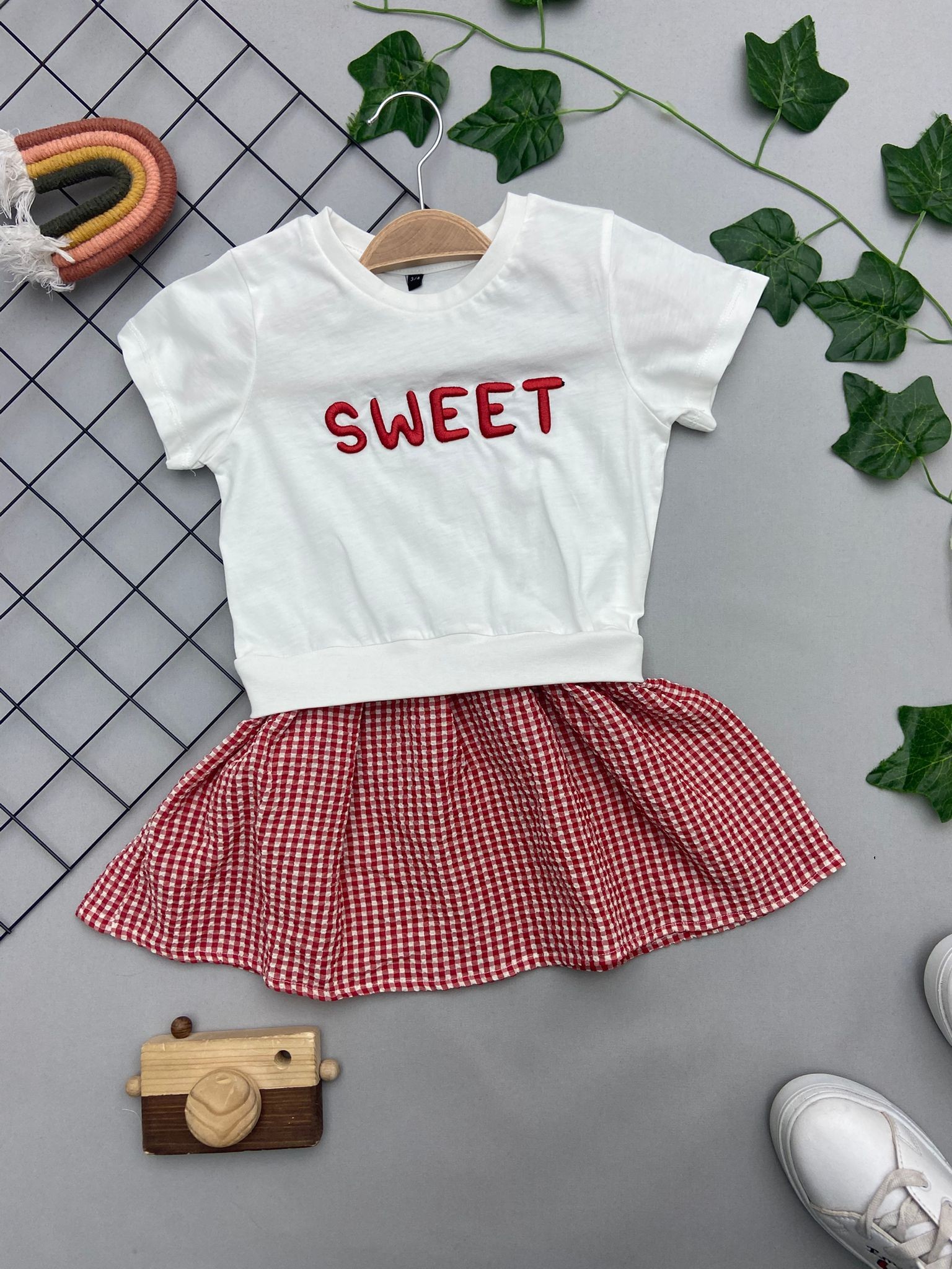 SWEET YAZILI KIZ COCUK ELBISE