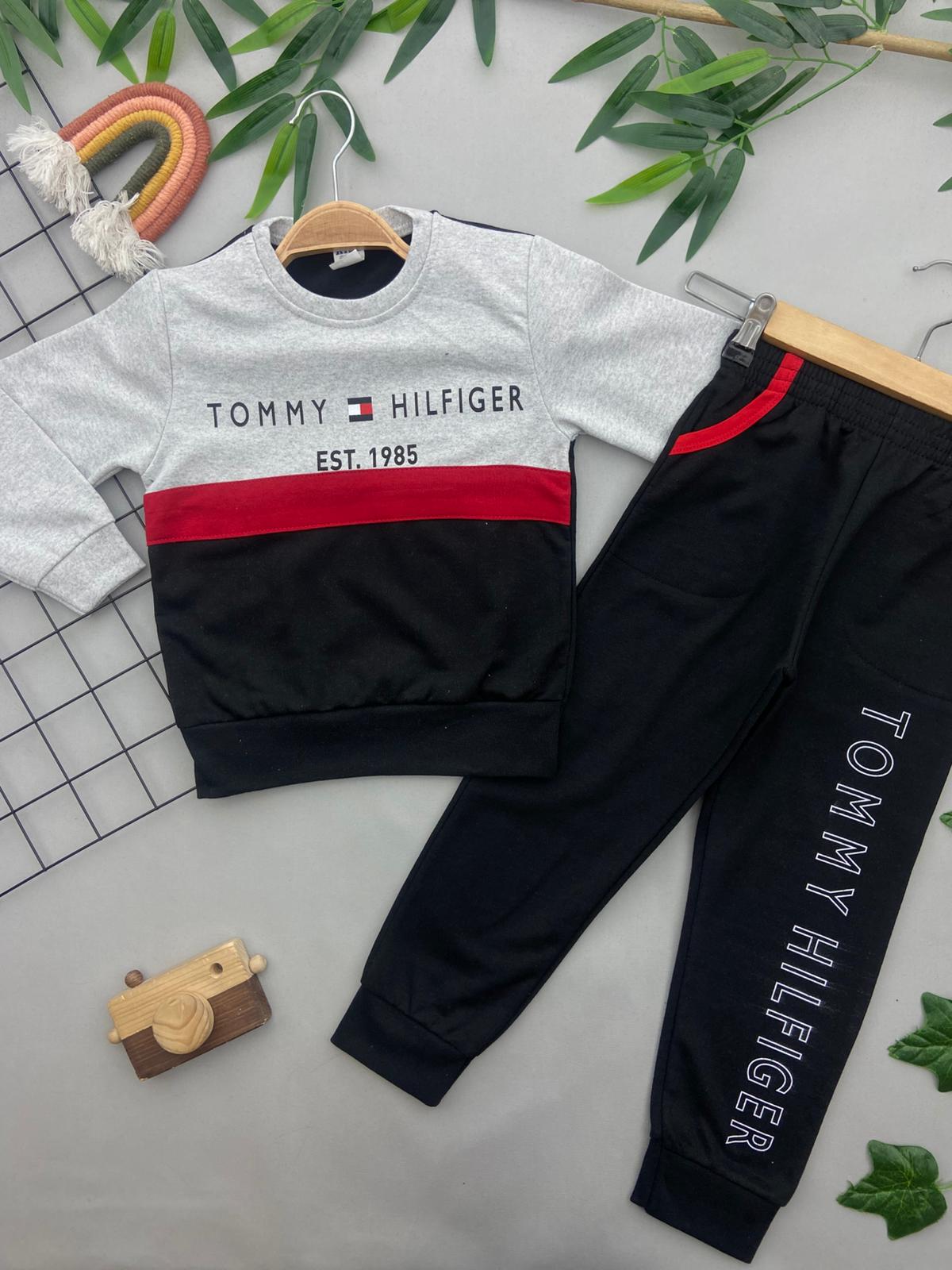 TOMMY YAZILI ERKEK COCUK TAKIM