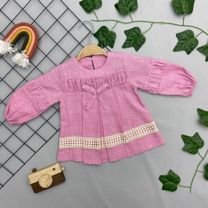 ⭐ KÜÇÜK KURDALE DETAYLI KIZ BEBEK ELBİSE