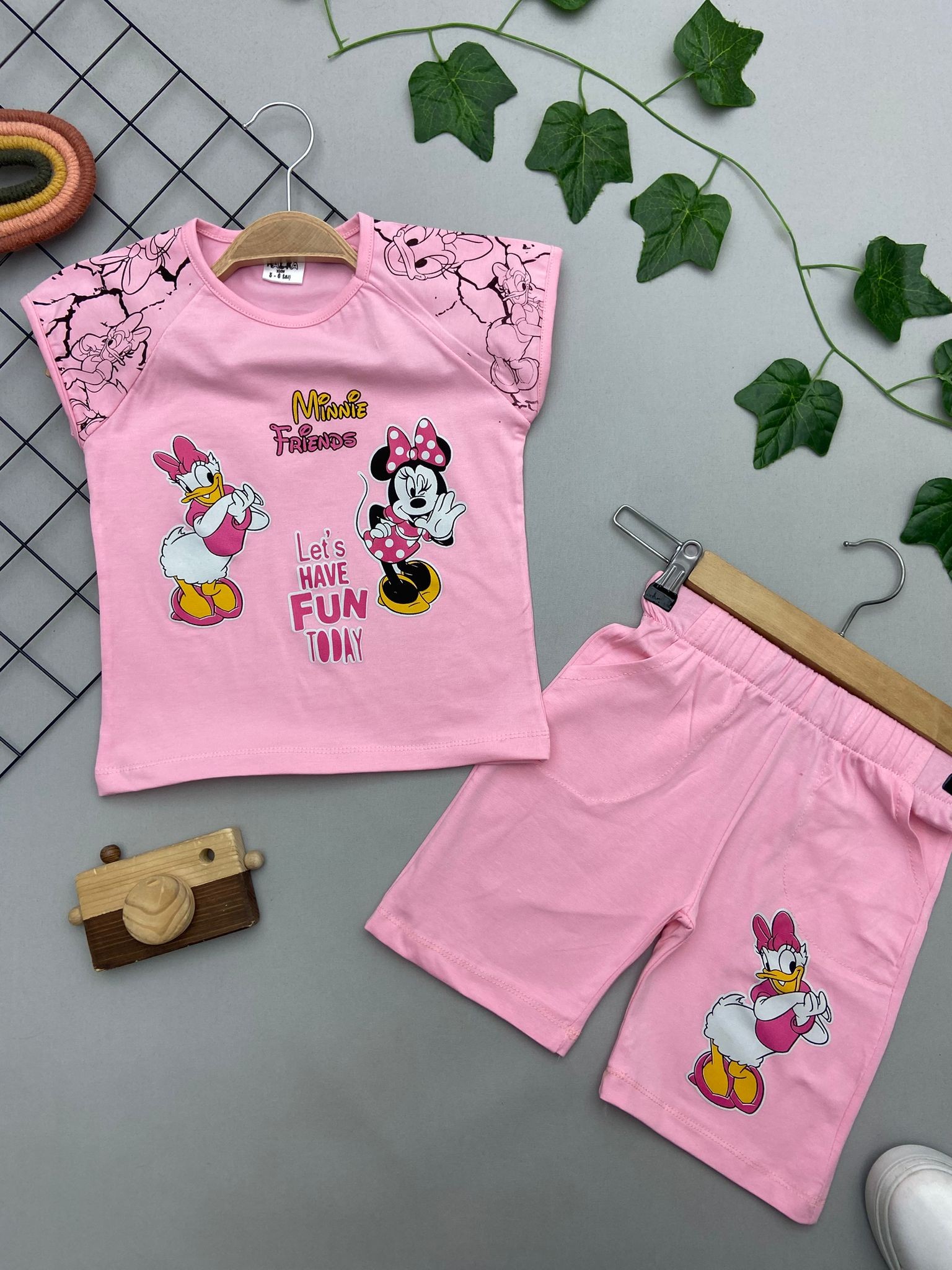 MINNIE FRIENDS YAZILI KIZ COCUK TAKIM
