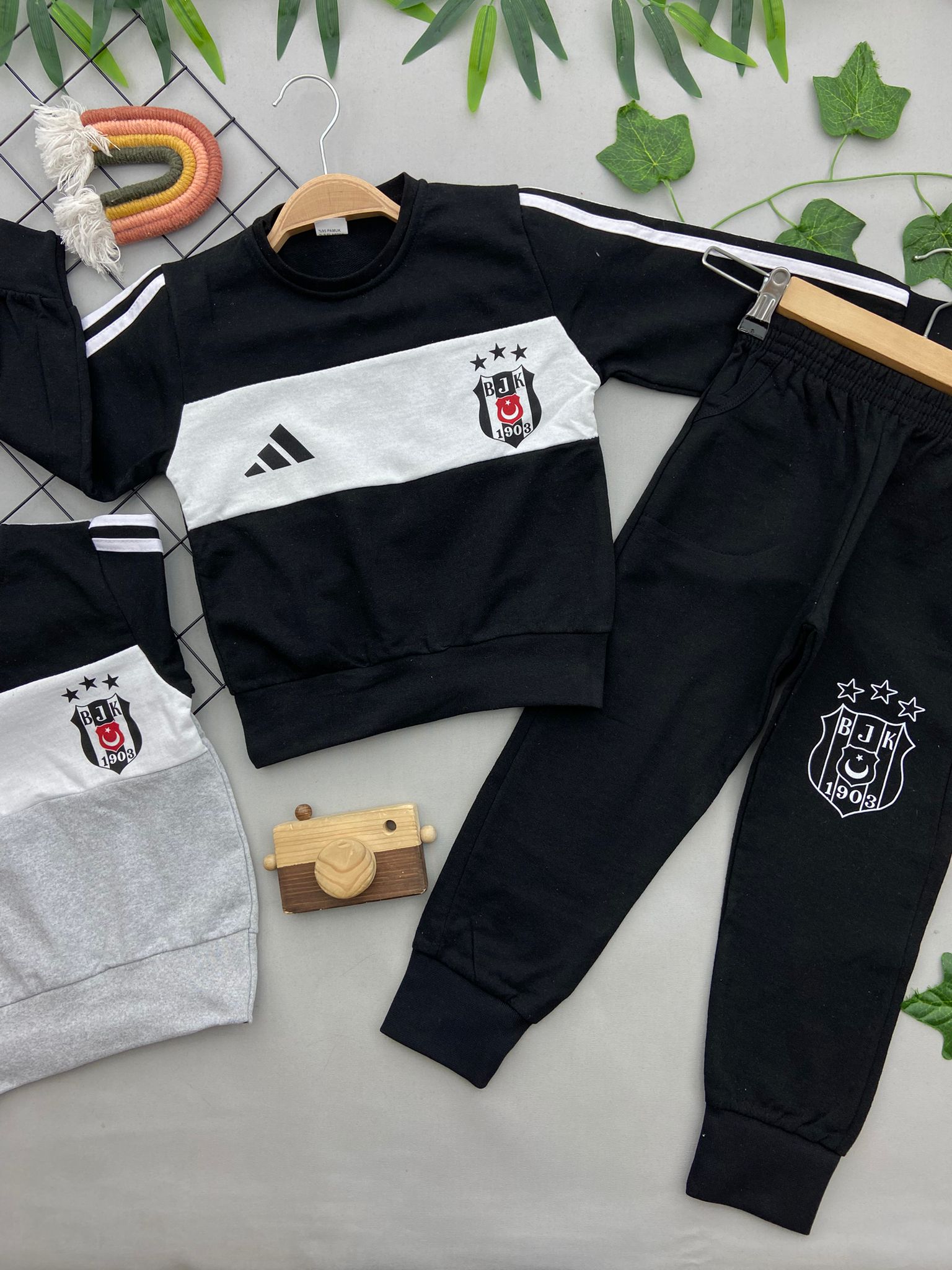 TARAFTAR BASKILI ERKEK COCUK TAKIM