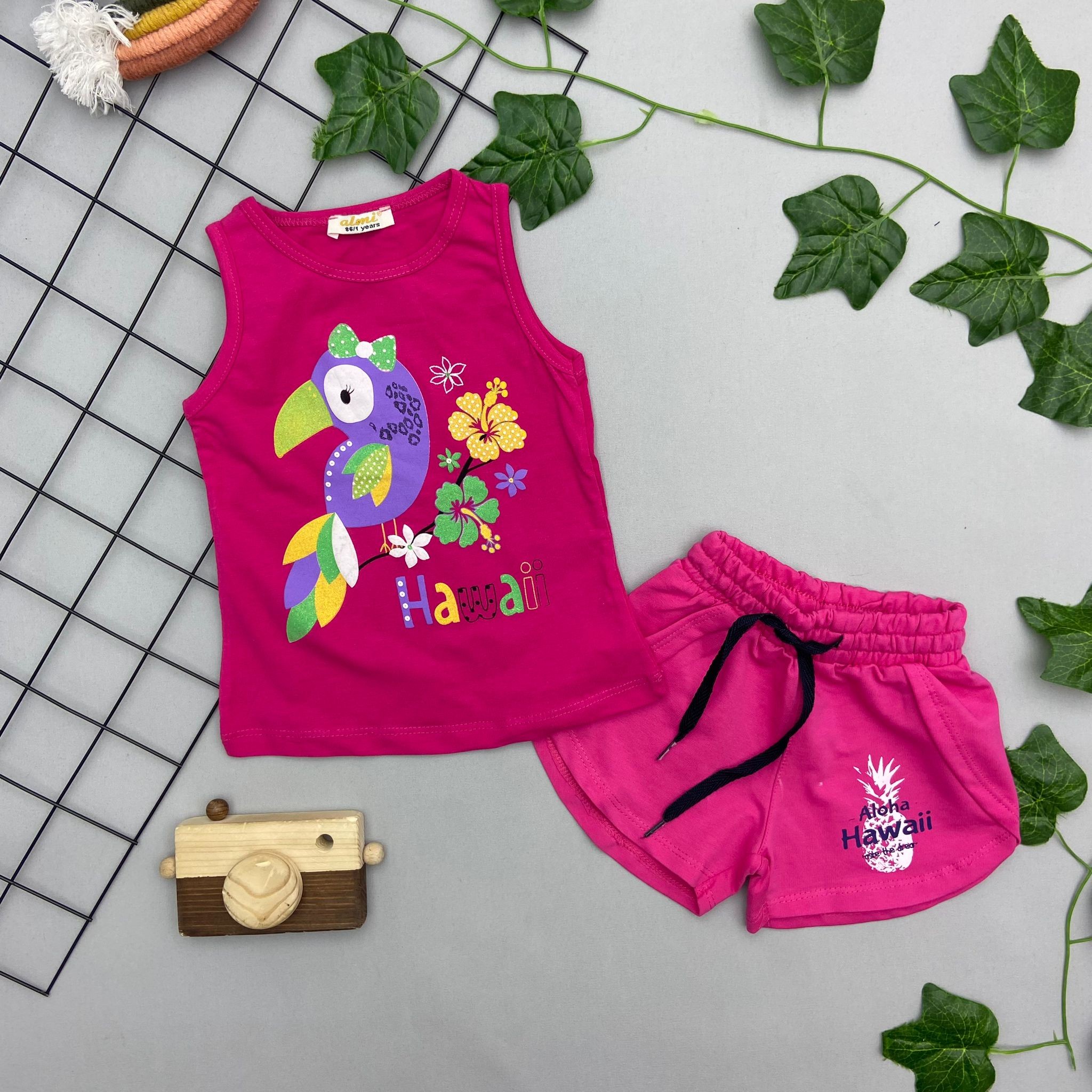PAPAĞAN DETAYLI KIZ BEBEK TAKIMI