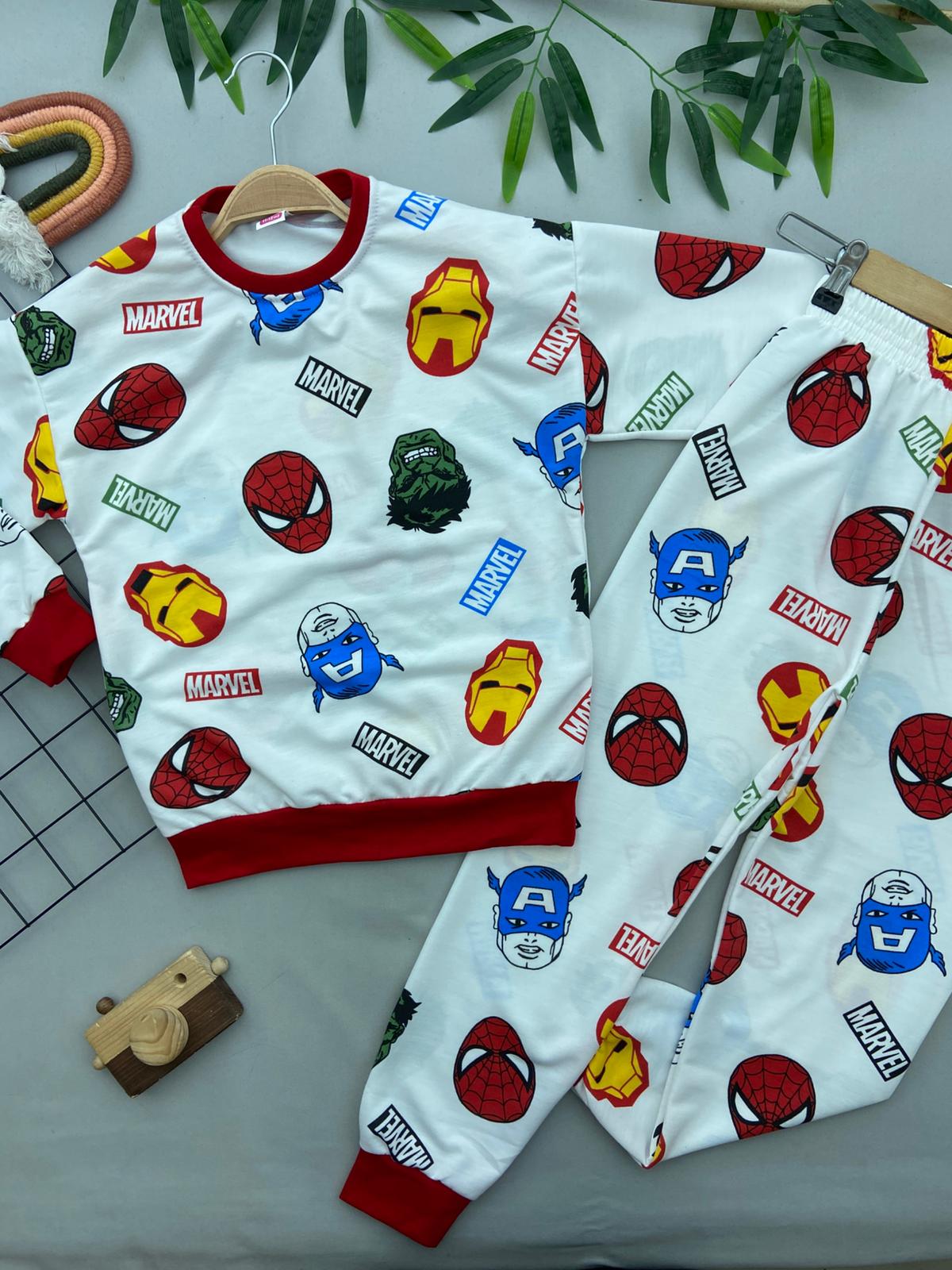MARVEL BASKILI ERKEK COCUK TAKIM
