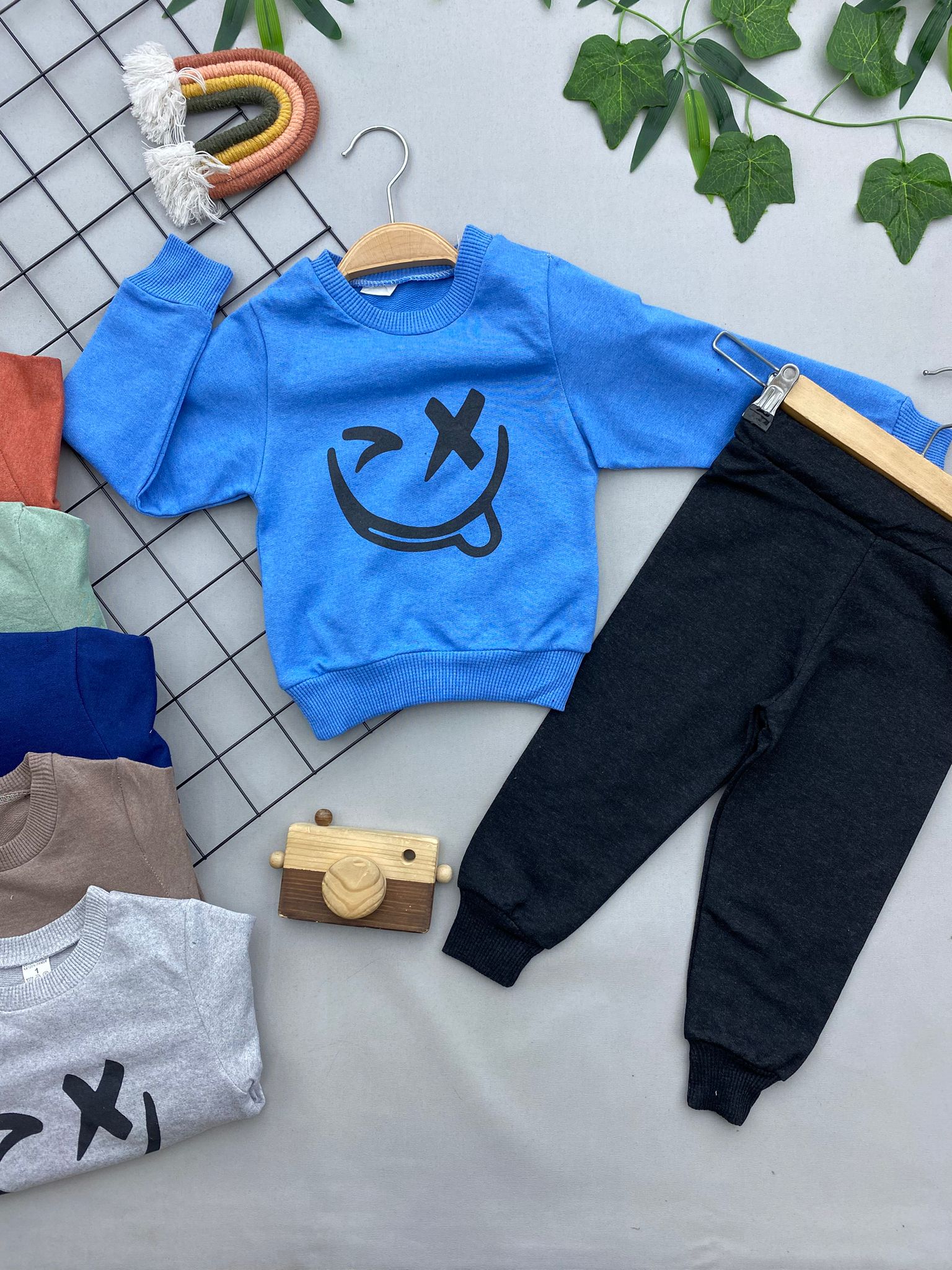 EMOJI BASKILI ERKEK COCUK TAKIM