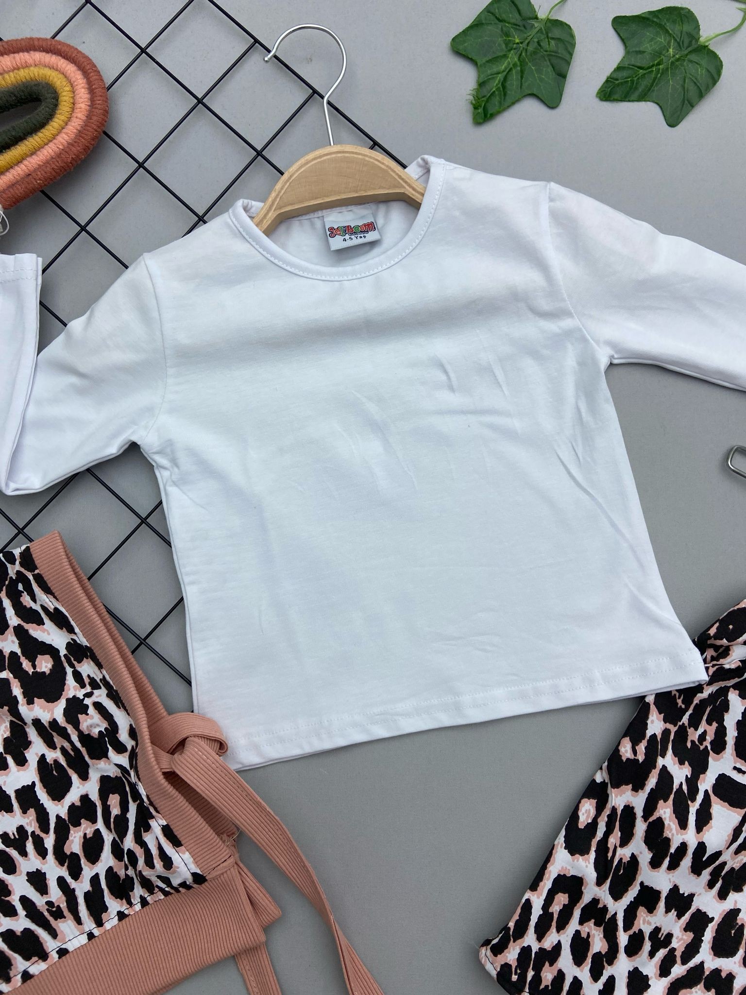 LEOPAR CROP DETAYLI KIZ ÇOCUK TAKIM