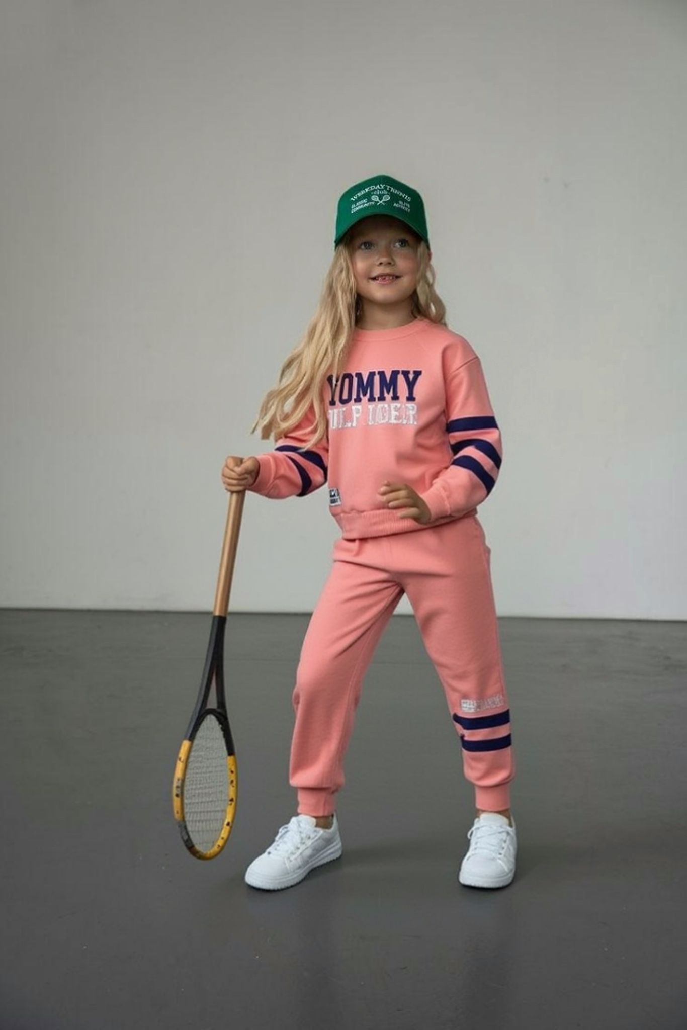 TOMMY YAZILI KIZ ÇOCUK TAKIM